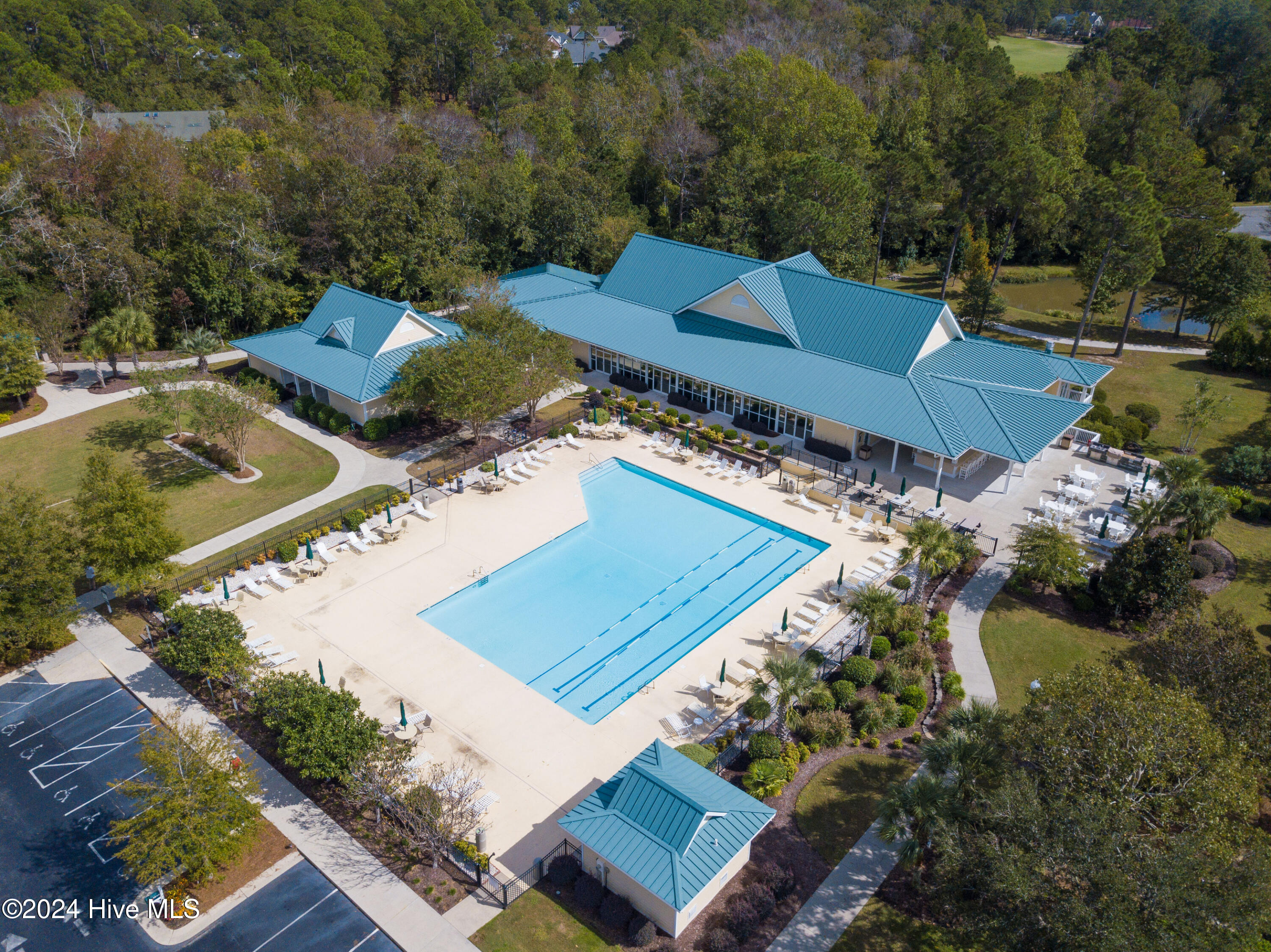 577 Riverwood Drive SE