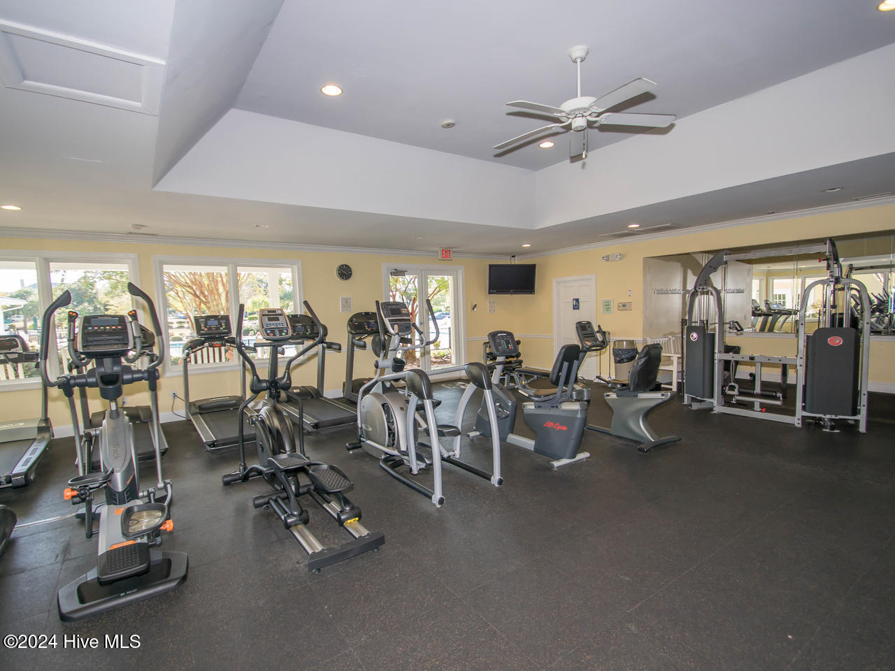 577 Riverwood Drive SE