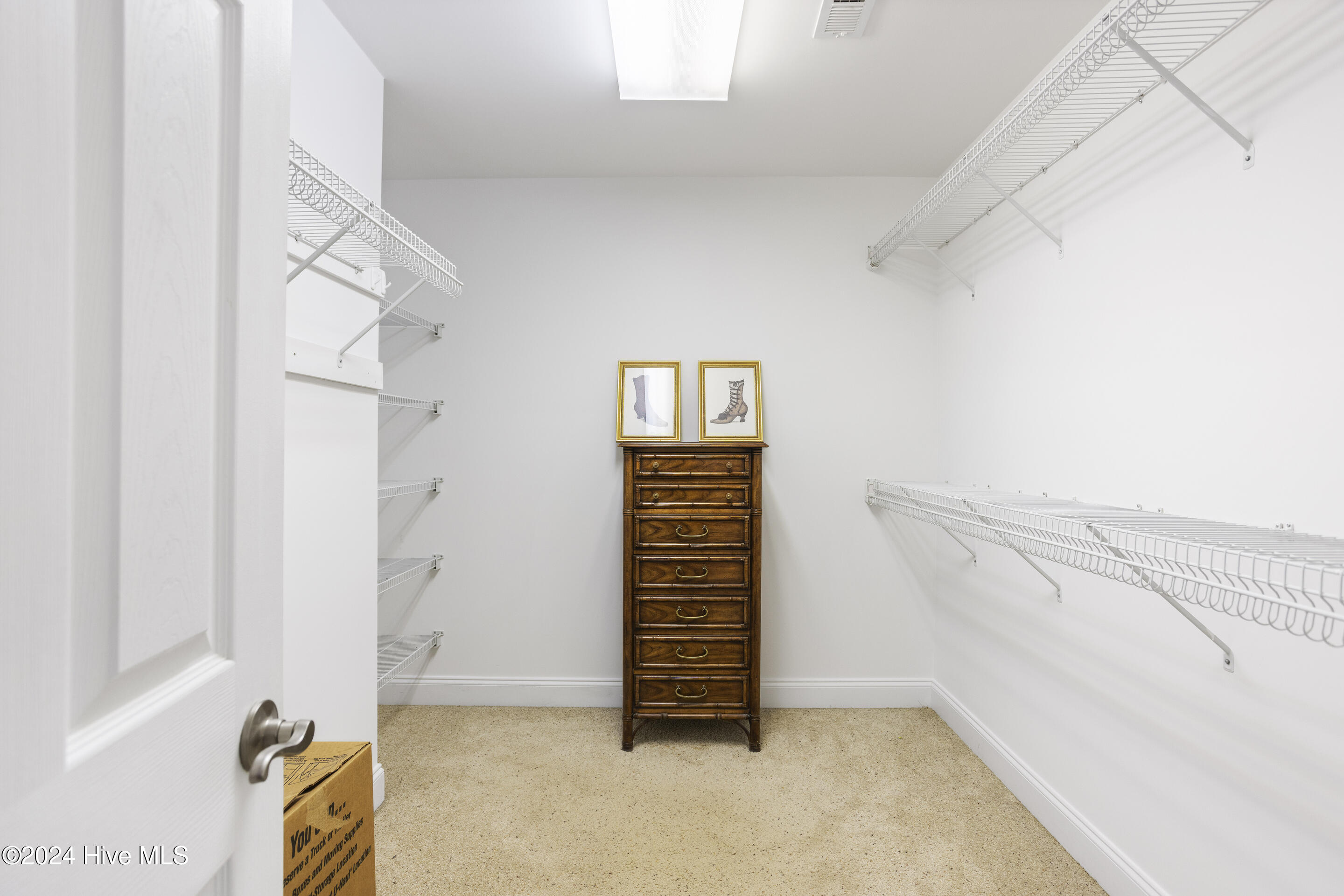 577 Riverwood Drive SE