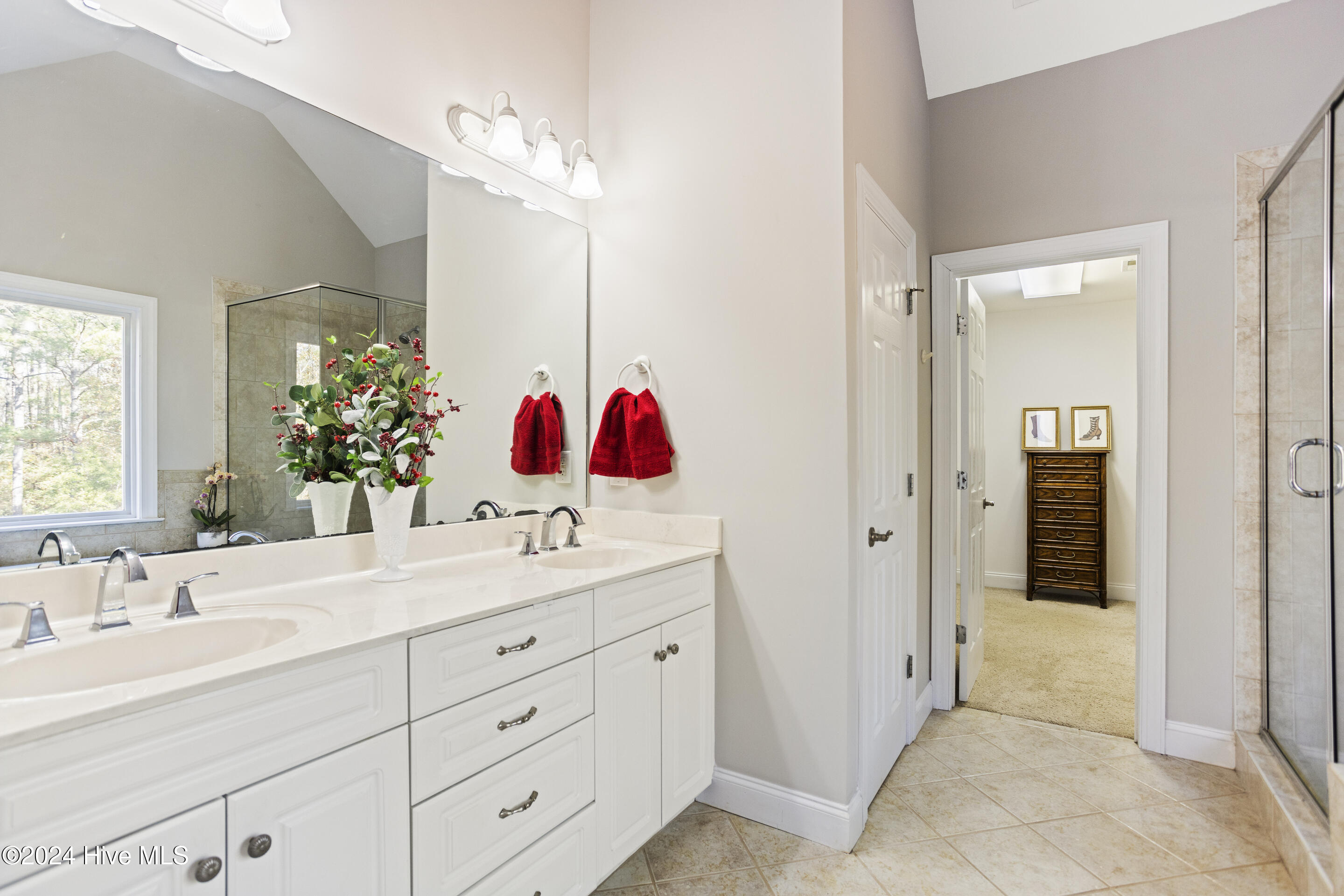 577 Riverwood Drive SE