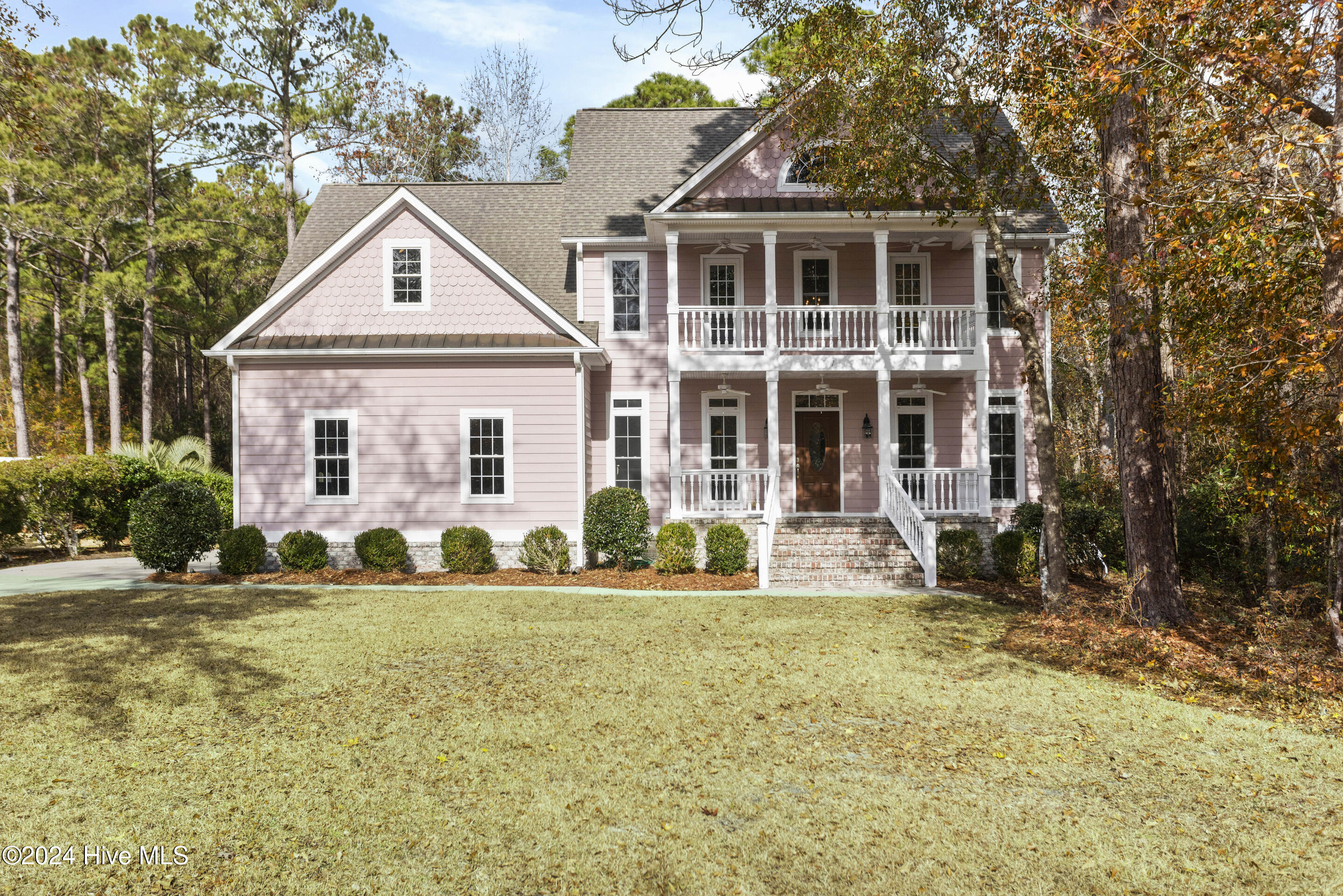 577 Riverwood Drive SE