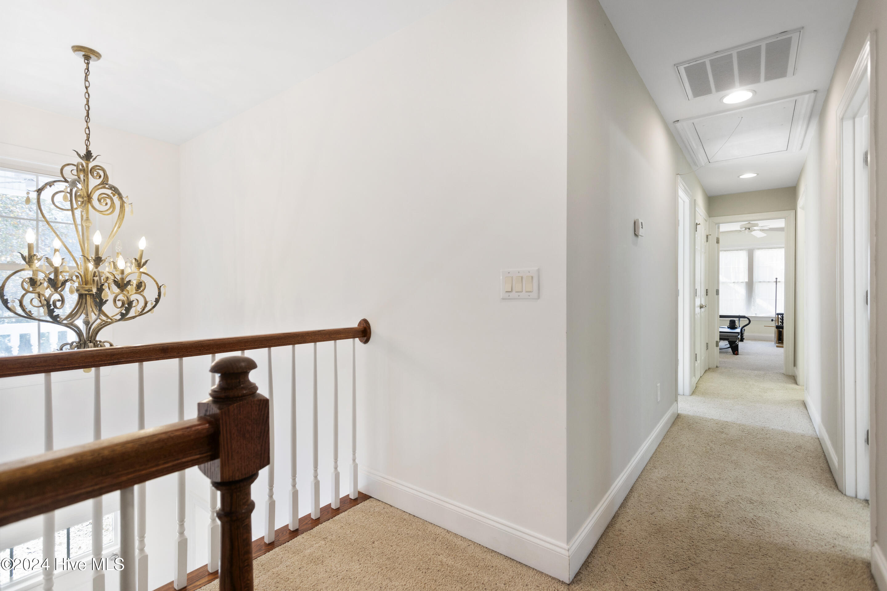 577 Riverwood Drive SE