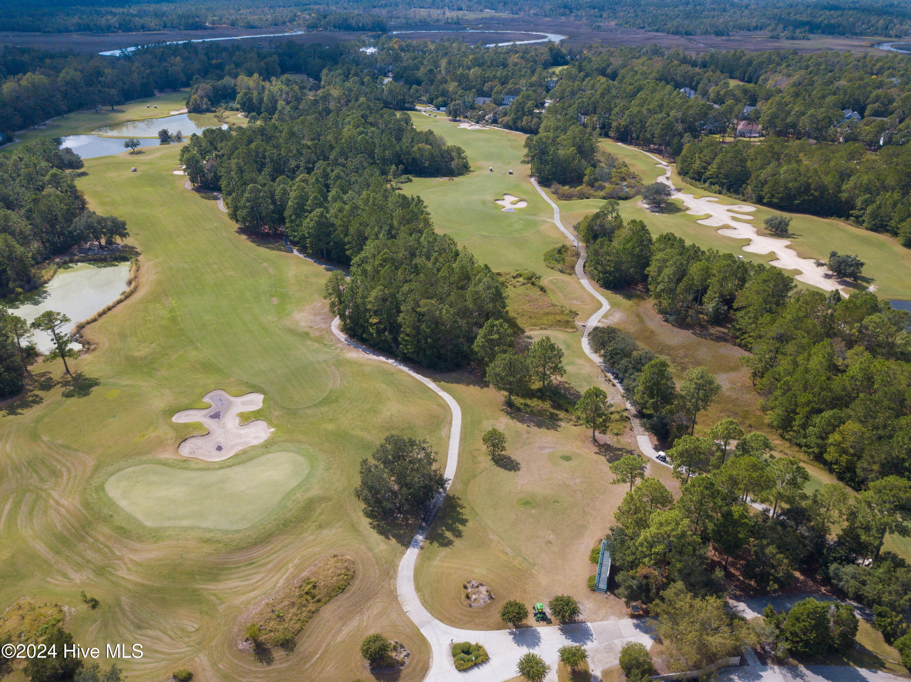 577 Riverwood Drive SE