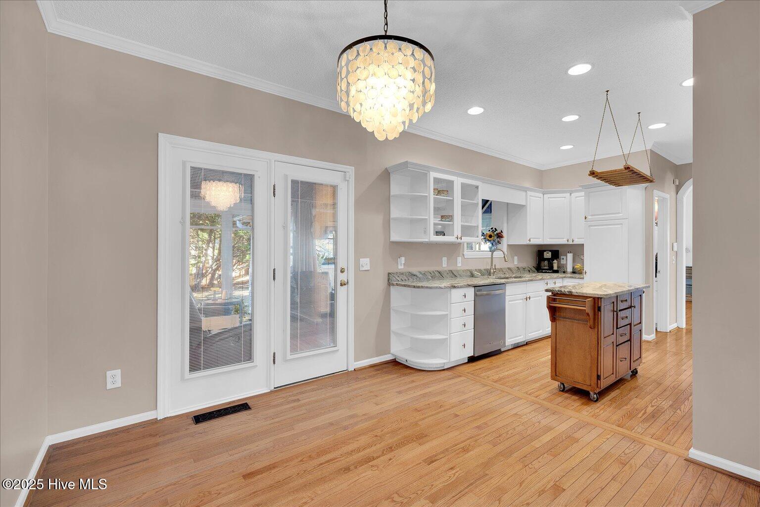 6506 Walden Pond Lane