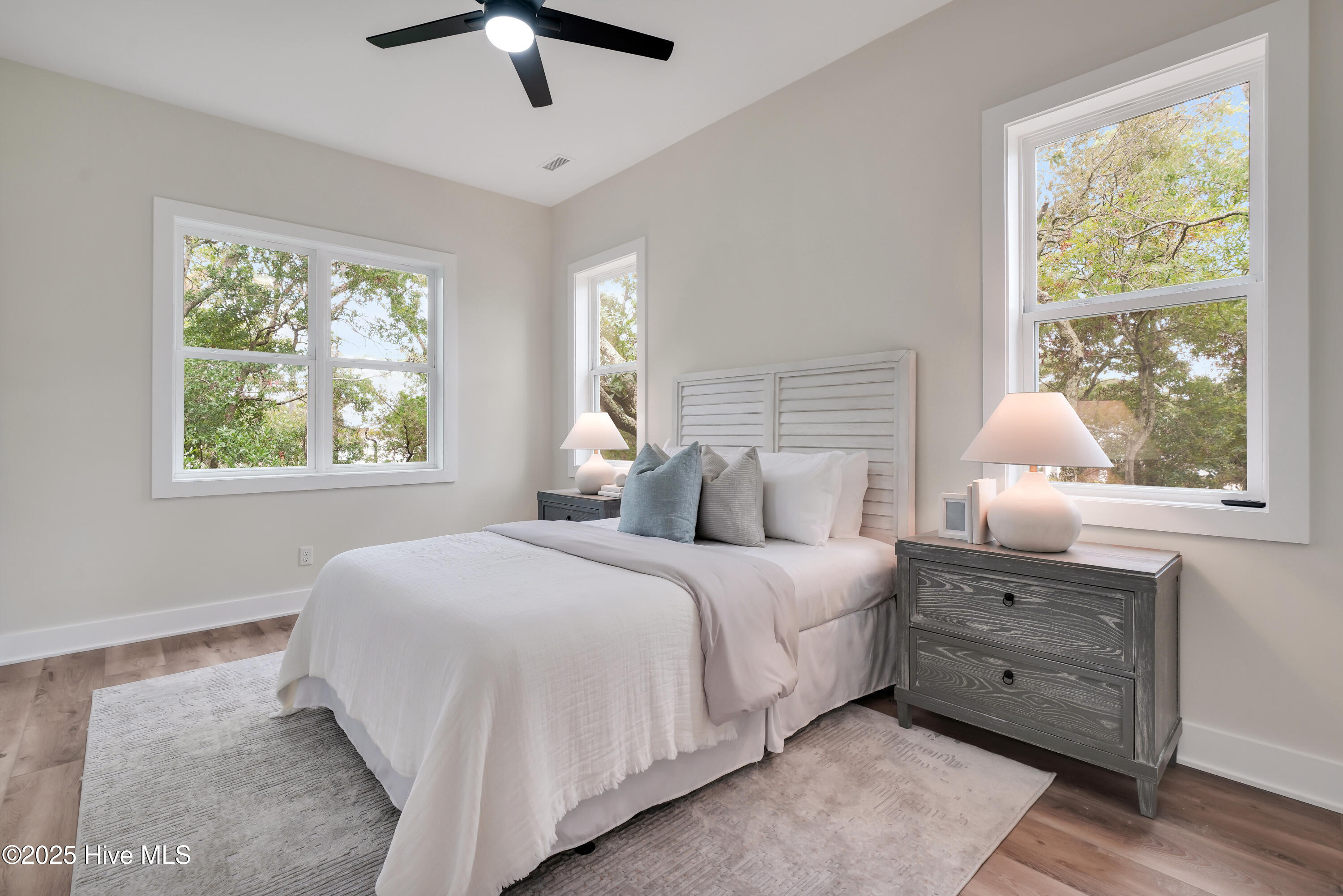 3102 E Oak Island Drive