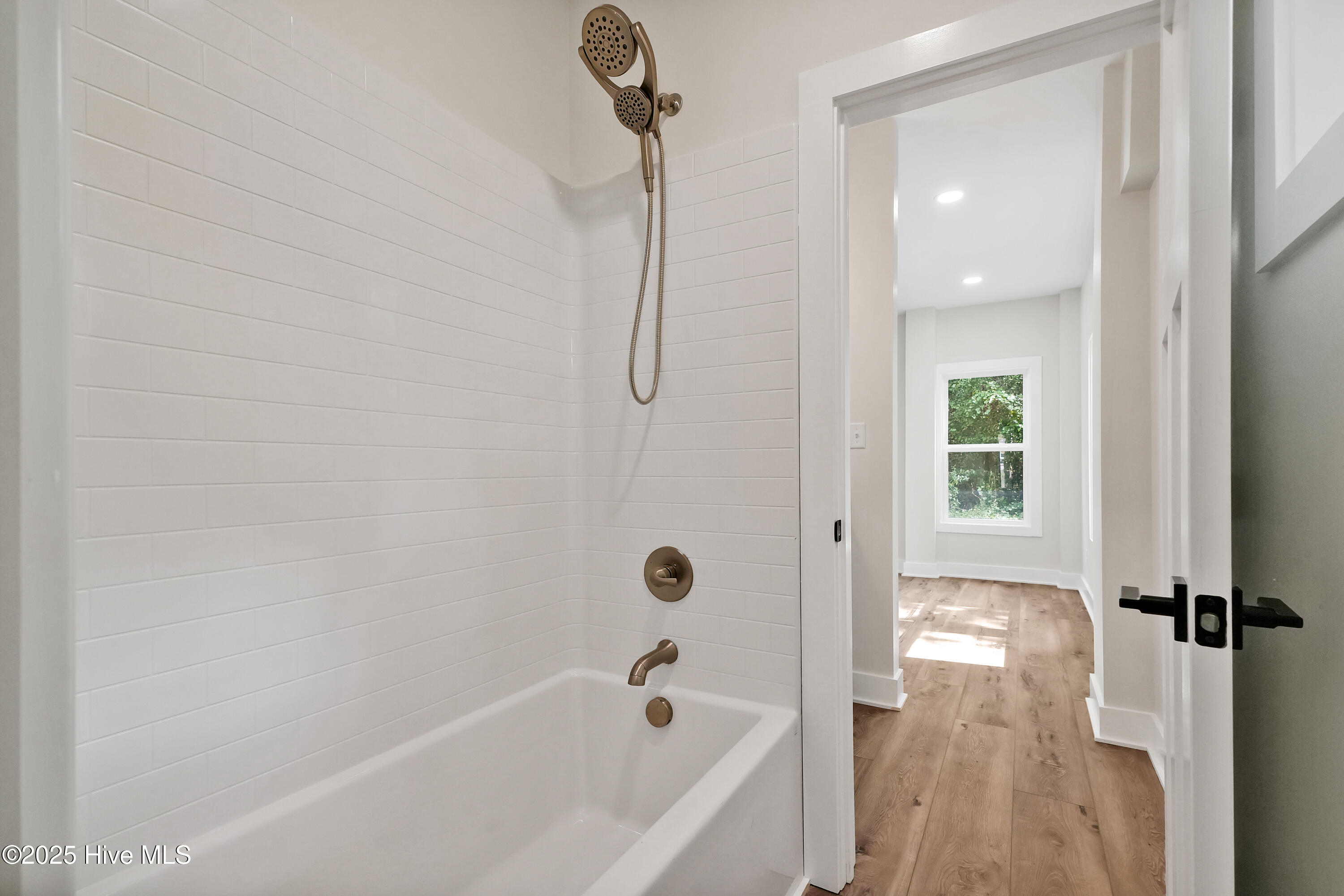3102 E Oak Island Drive