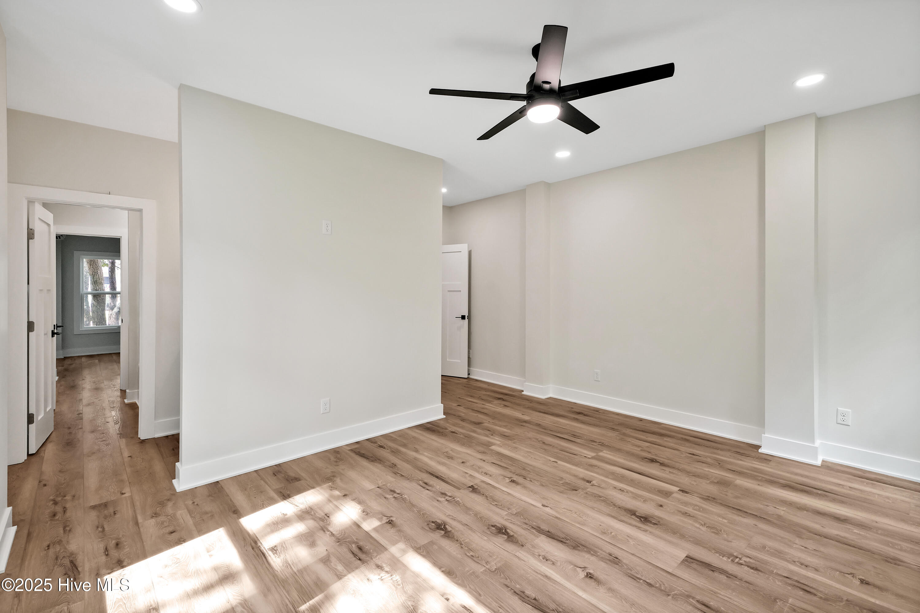 3102 E Oak Island Drive