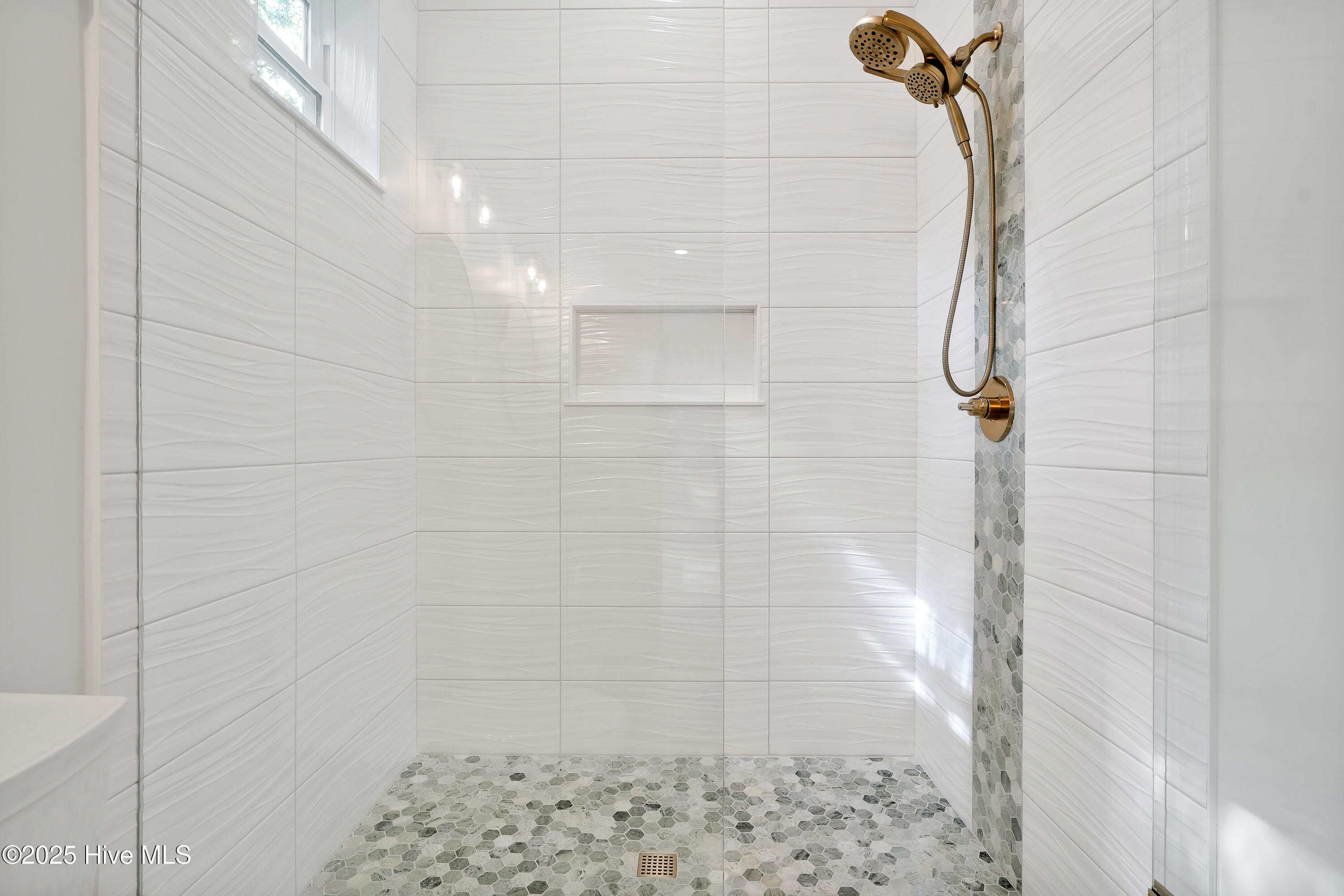 3102 E Oak Island Drive