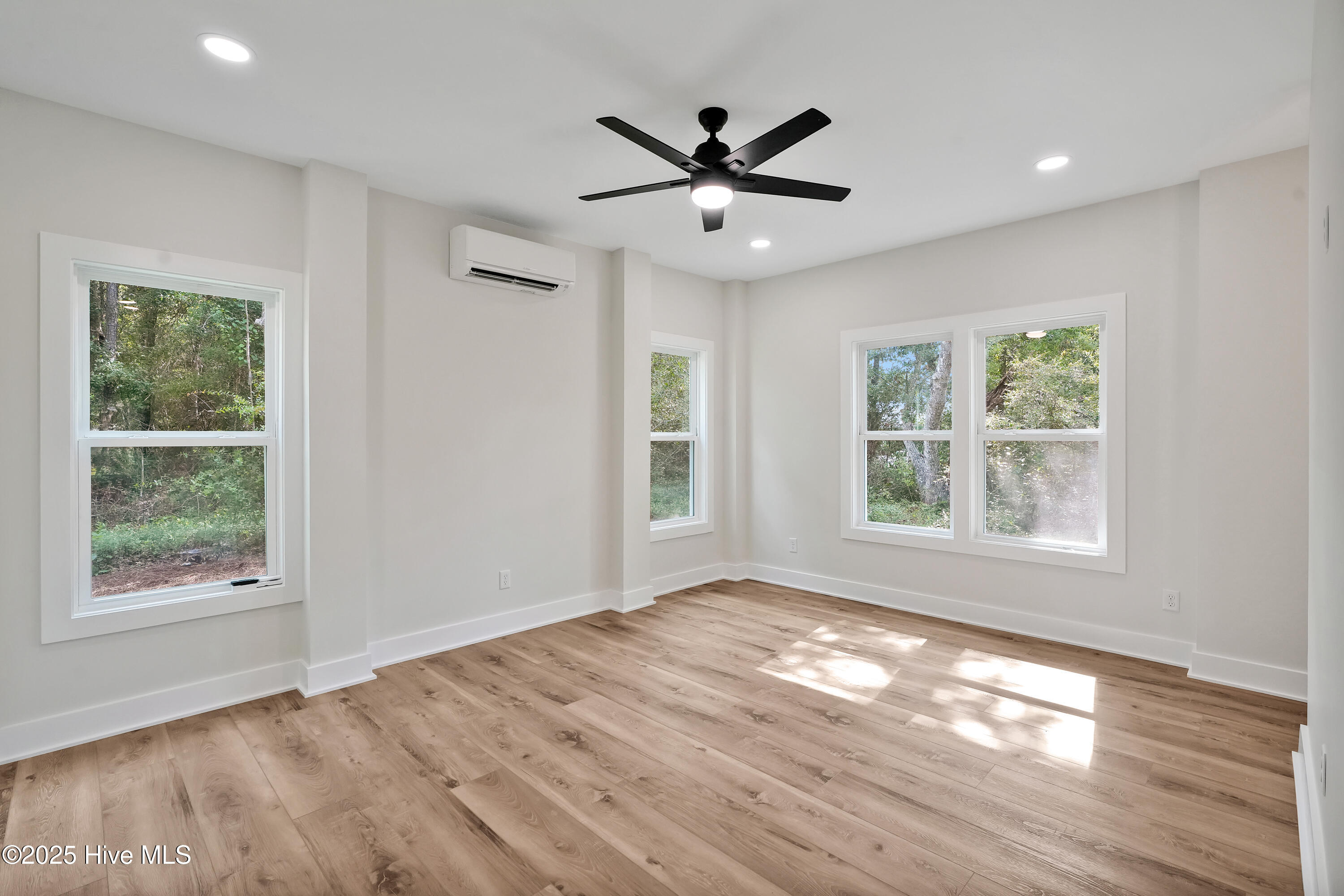 3102 E Oak Island Drive