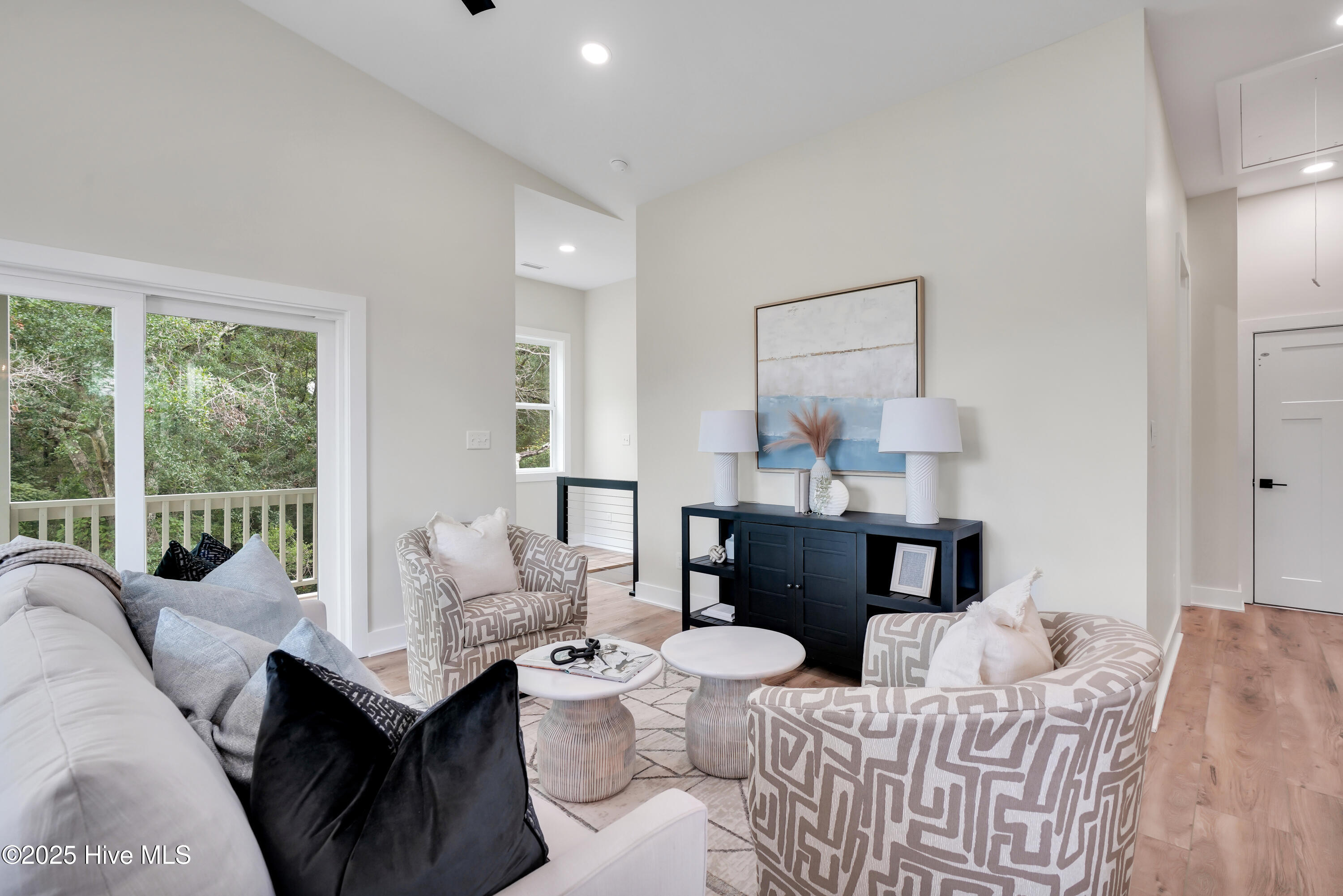 3102 E Oak Island Drive