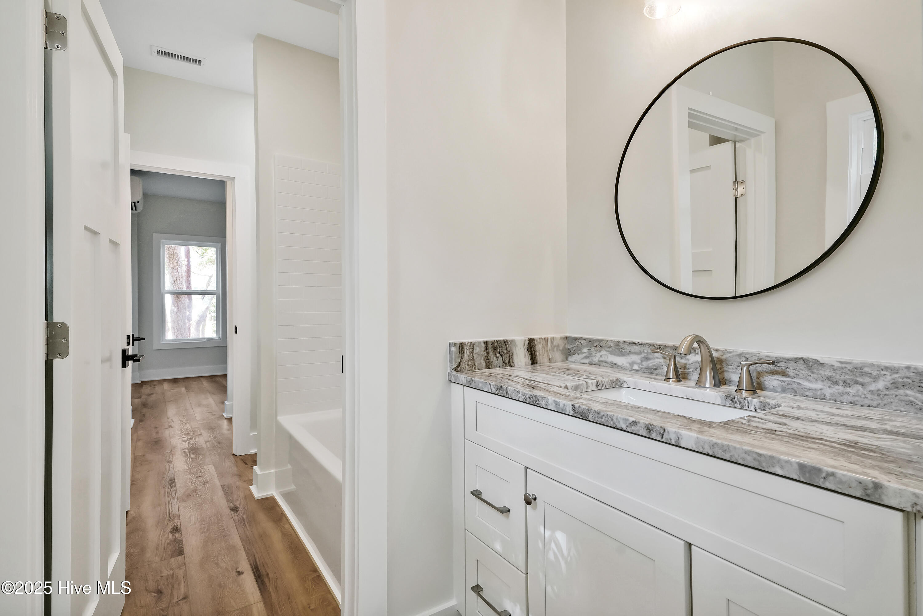 3102 E Oak Island Drive