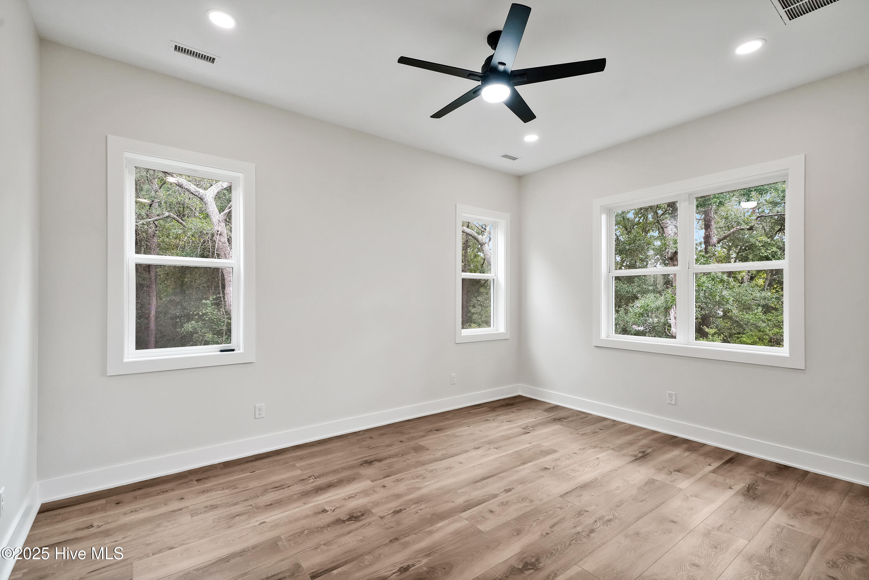 3102 E Oak Island Drive