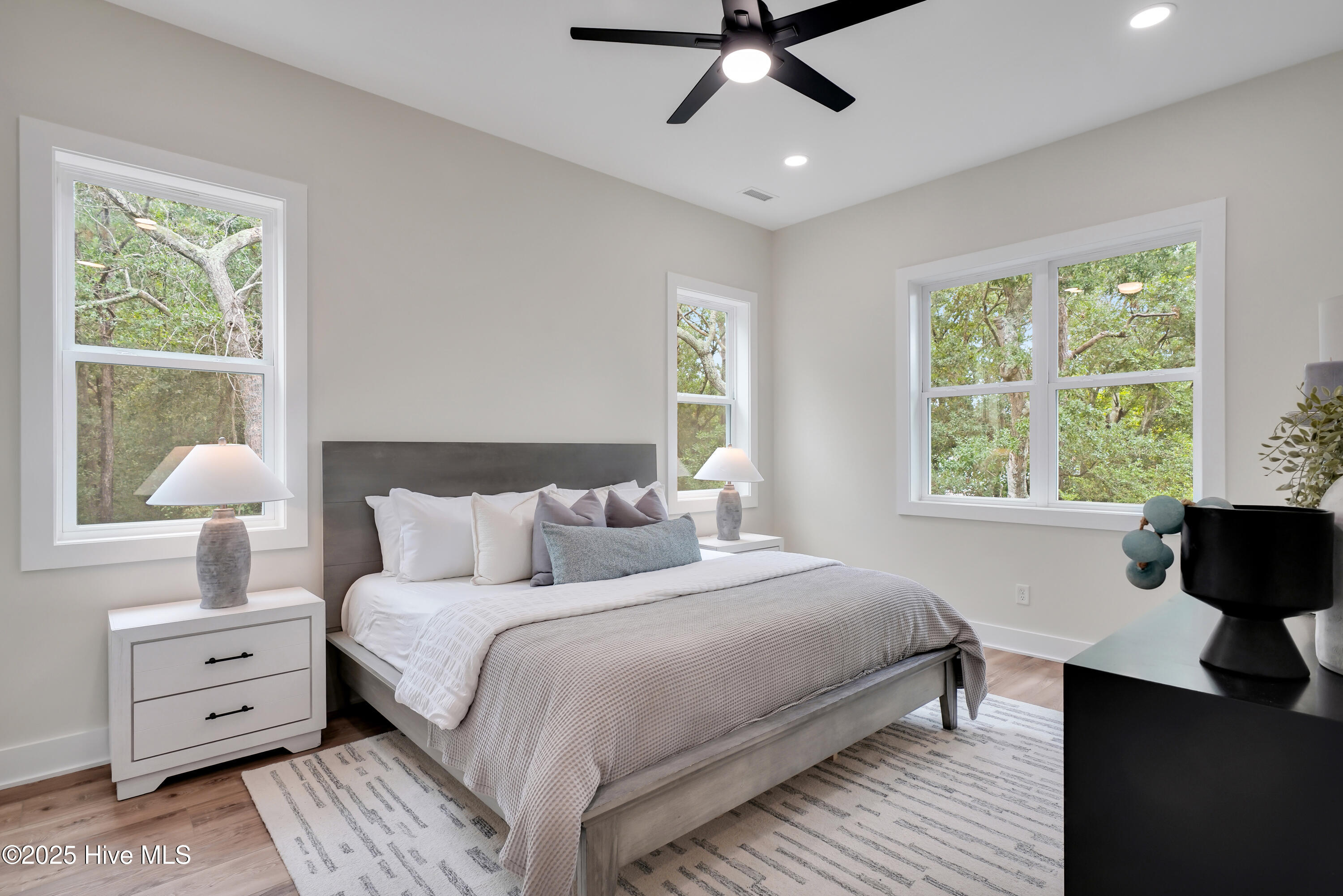3102 E Oak Island Drive