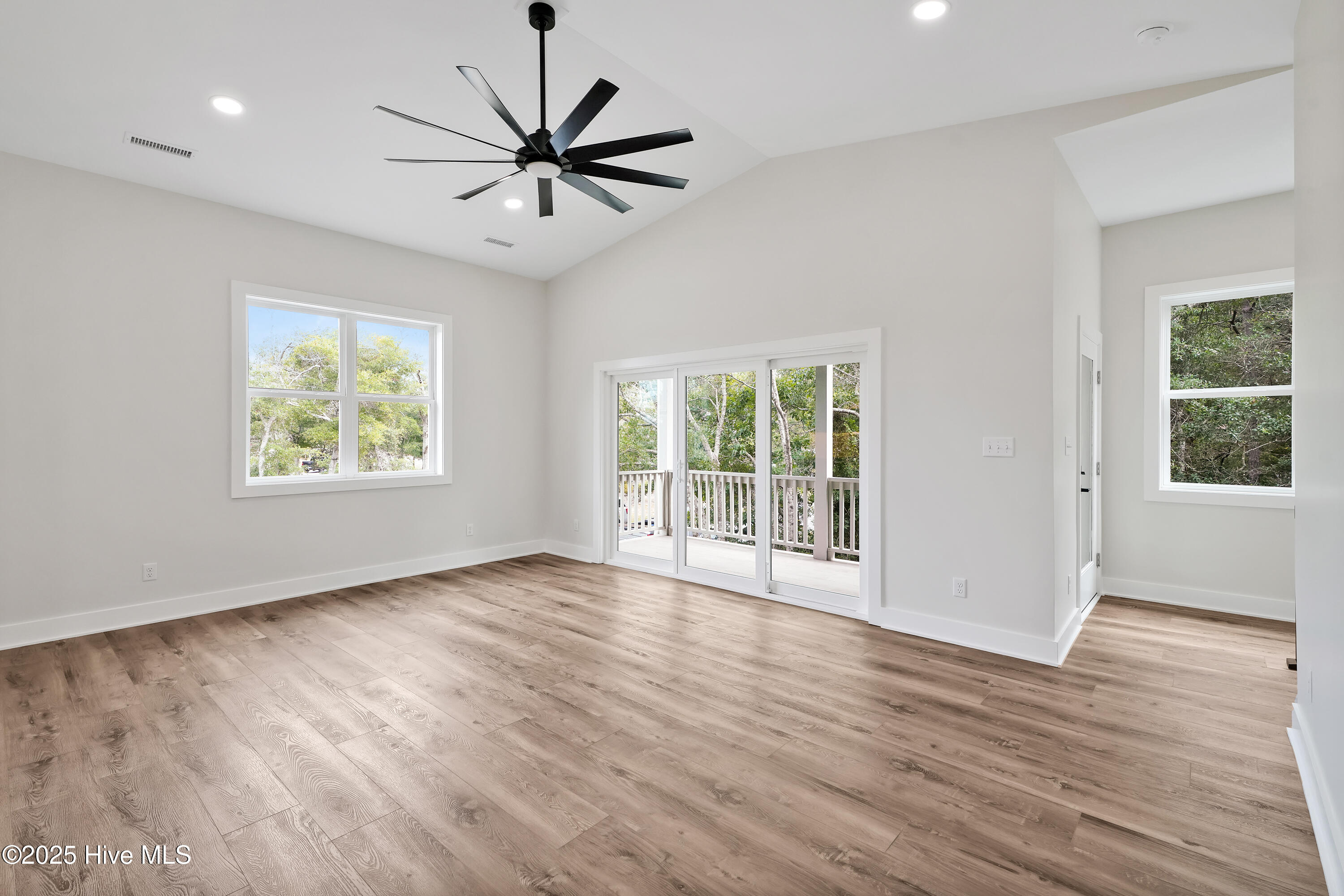 3102 E Oak Island Drive