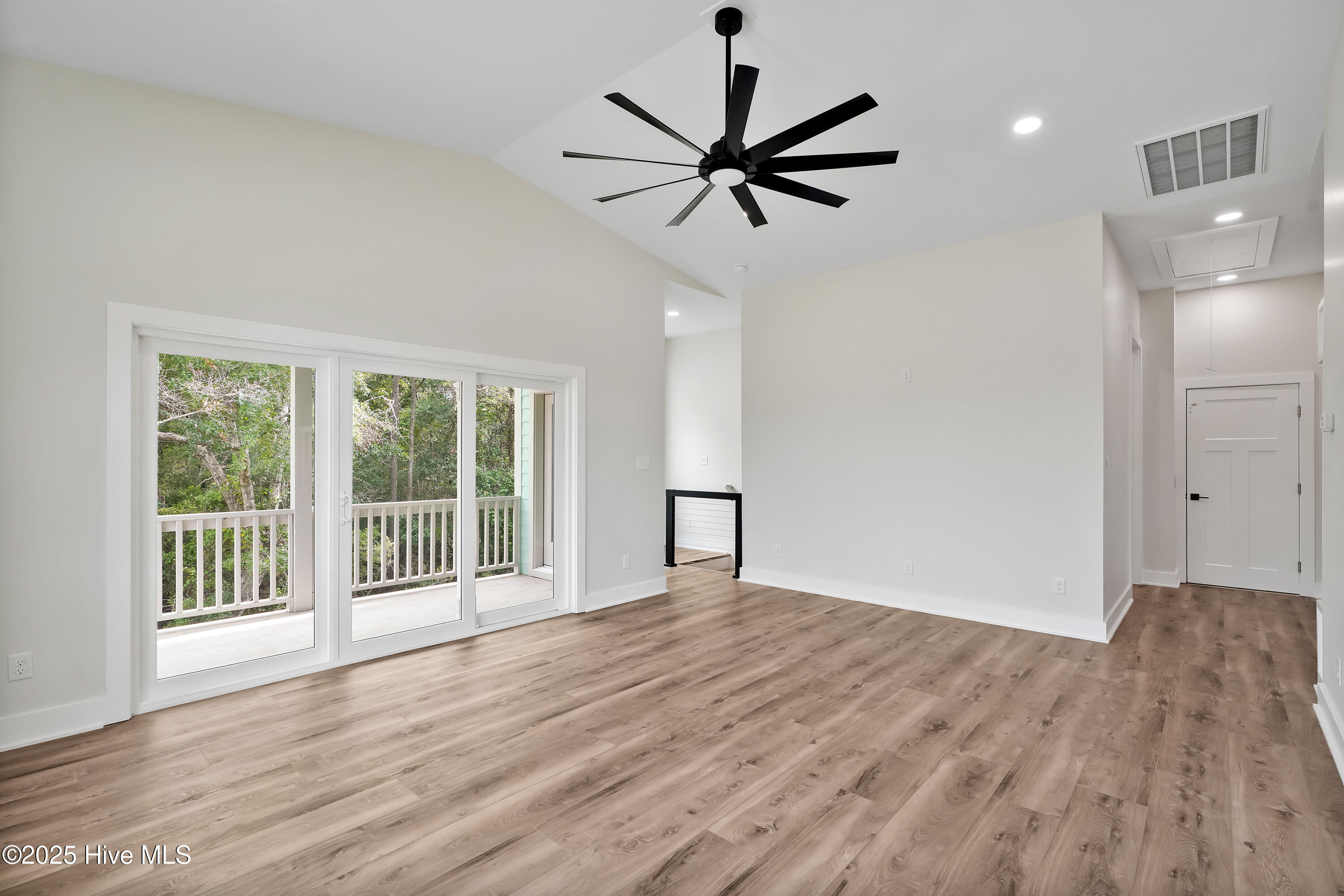 3102 E Oak Island Drive