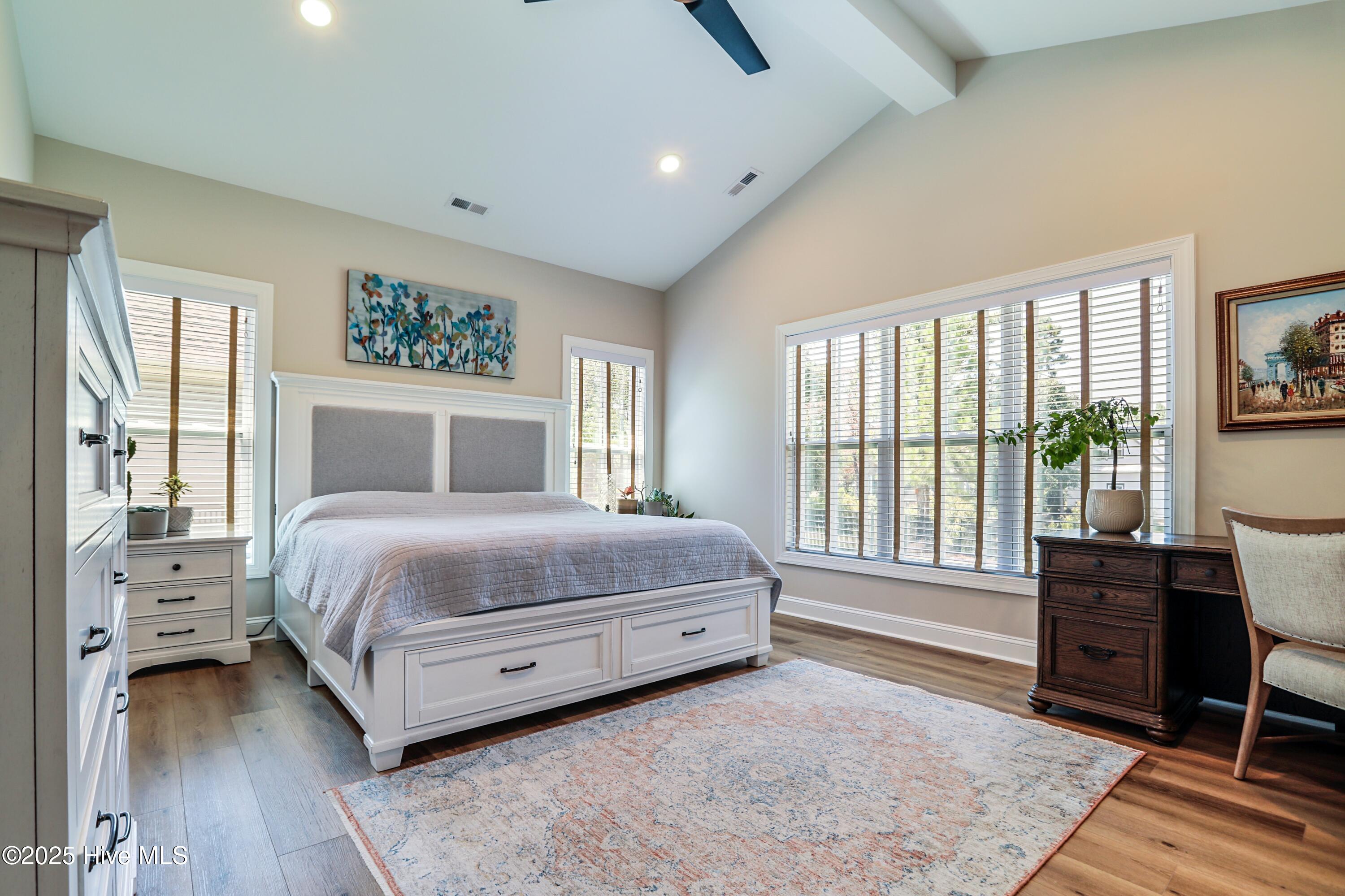 476 Arlington Drive SE