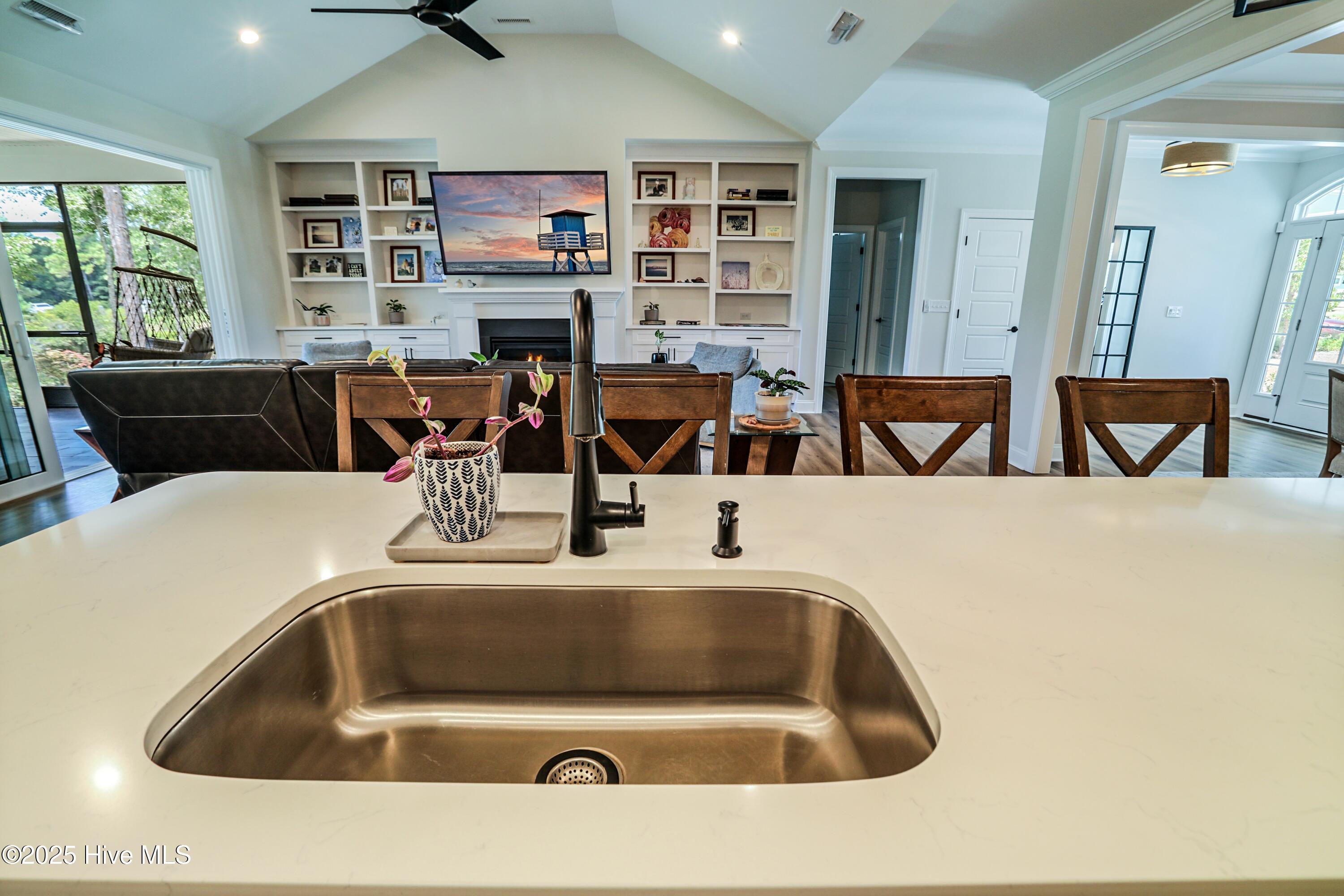 476 Arlington Drive SE