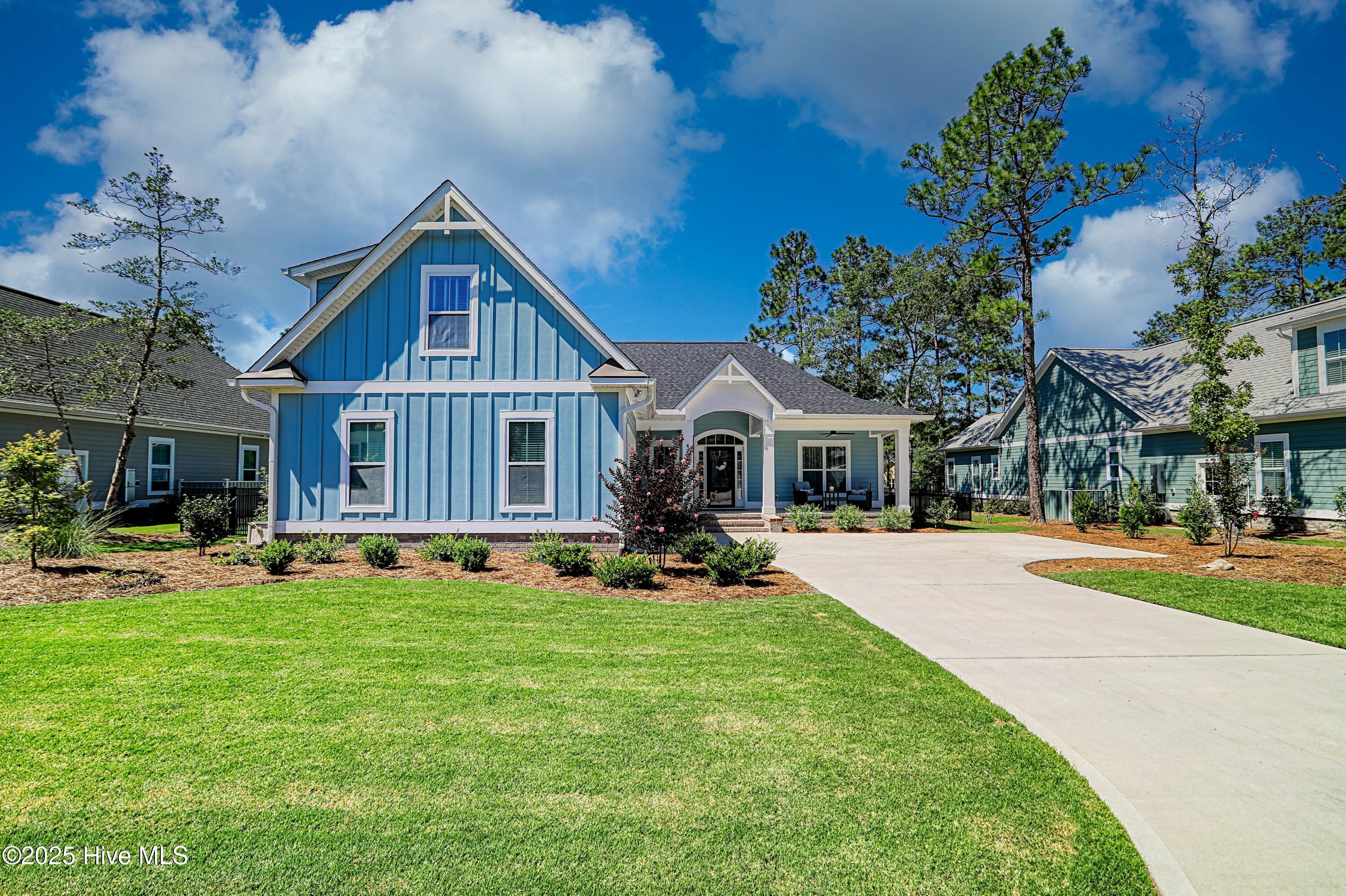 476 Arlington Drive SE