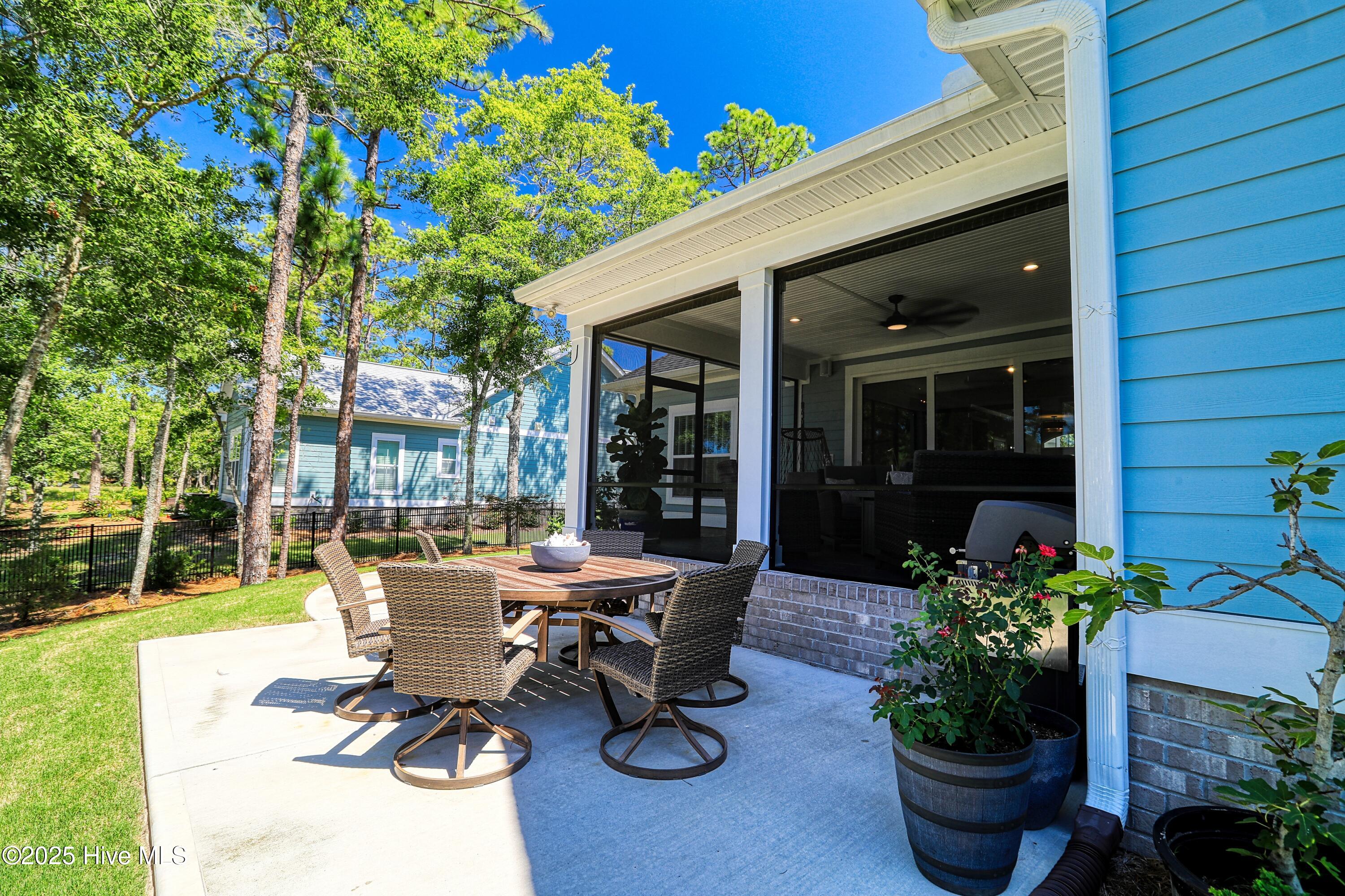 476 Arlington Drive SE