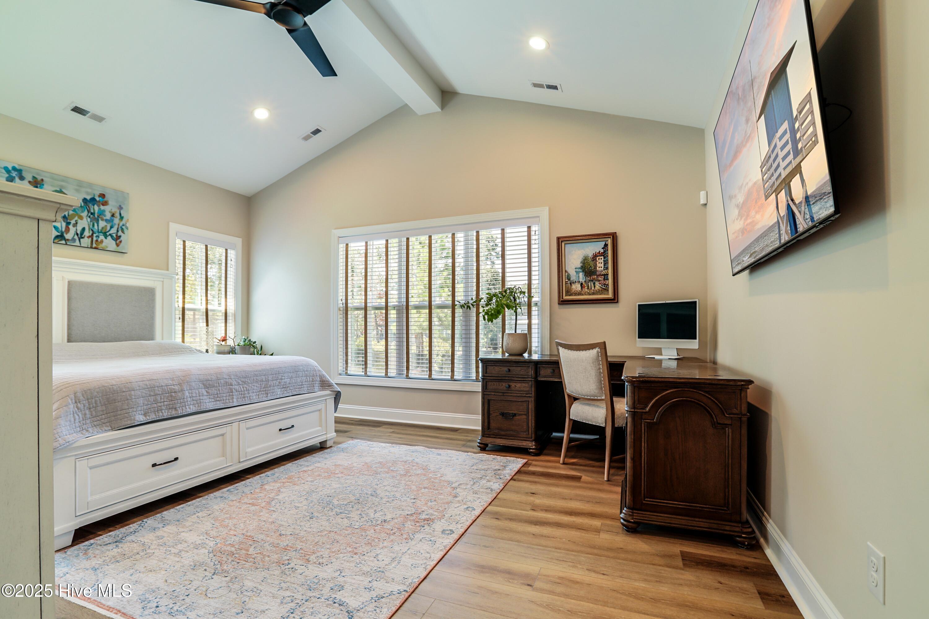 476 Arlington Drive SE