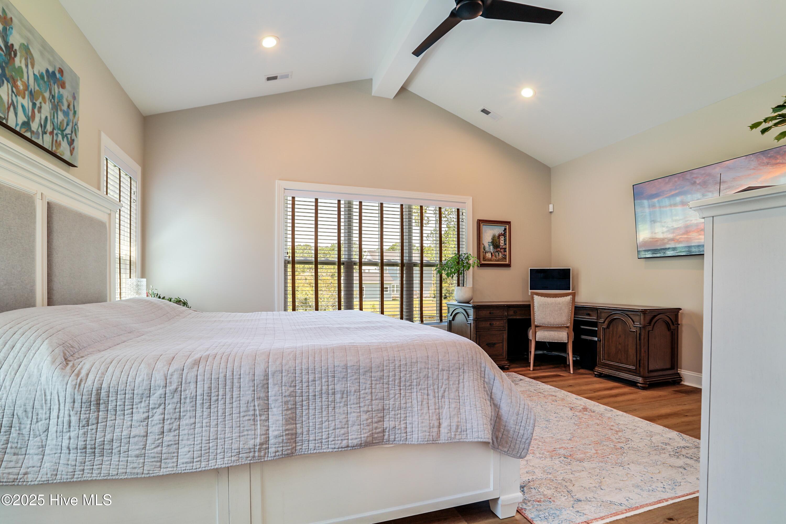 476 Arlington Drive SE