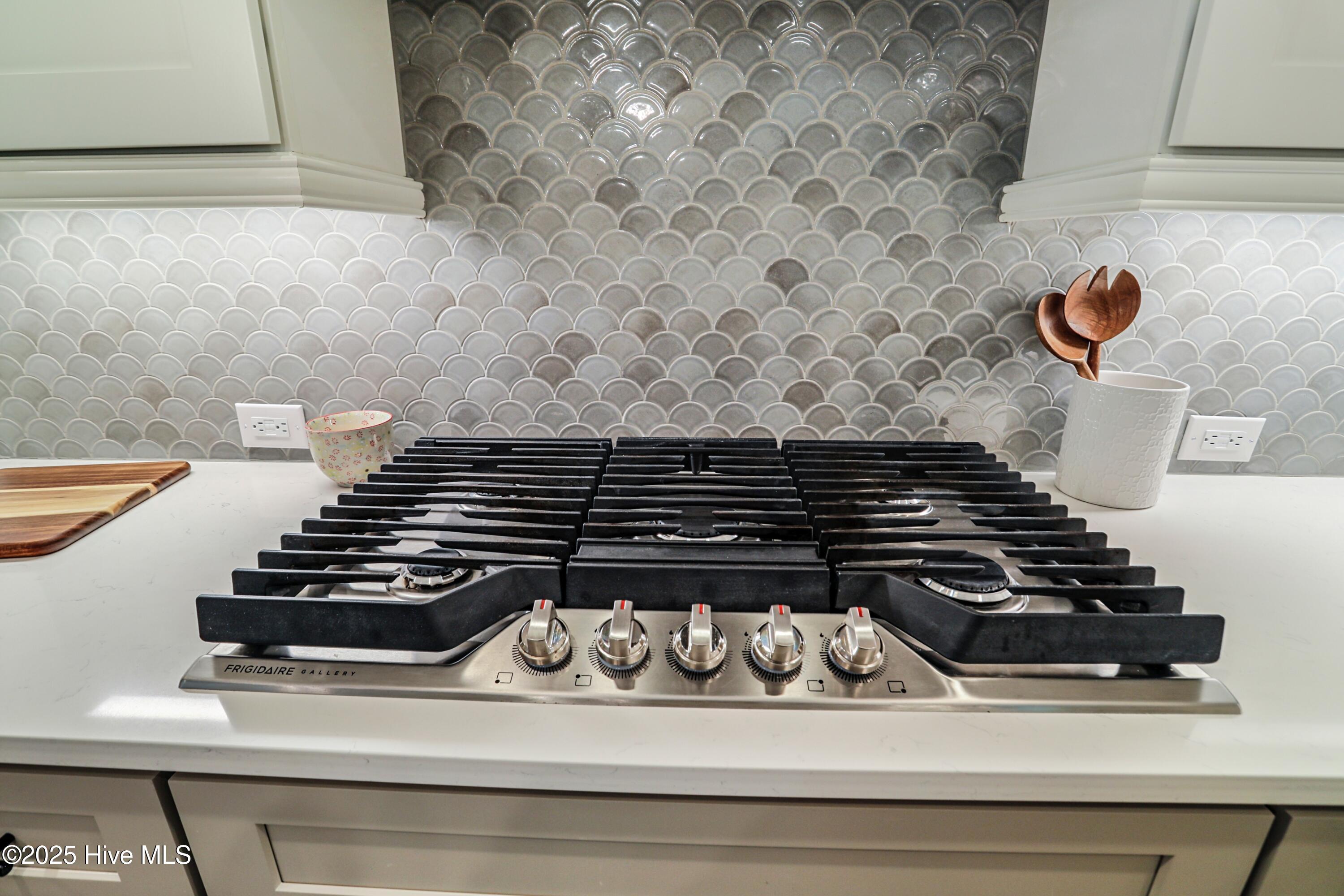 476 Arlington Drive SE