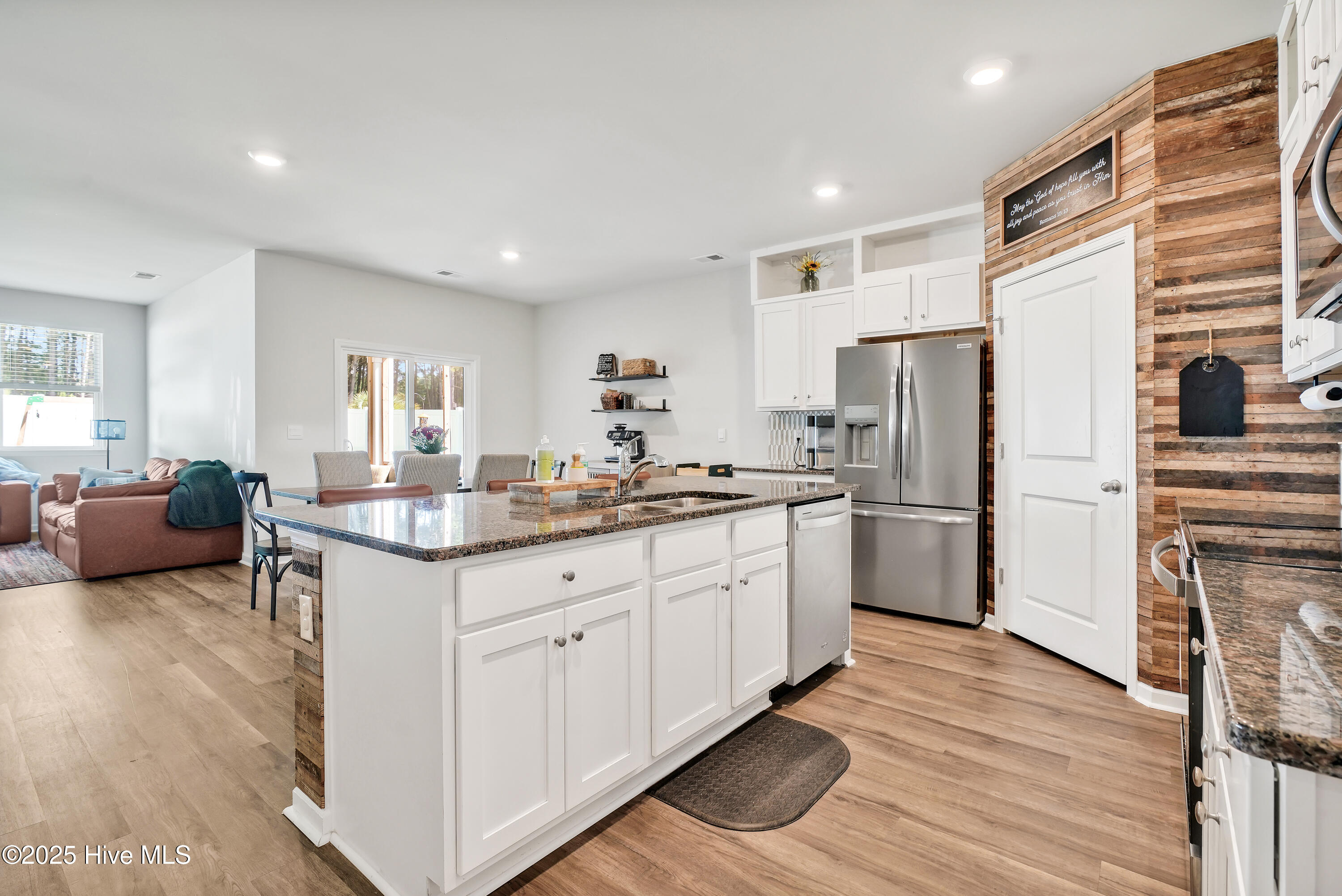 1324 N Fisher King Drive SE