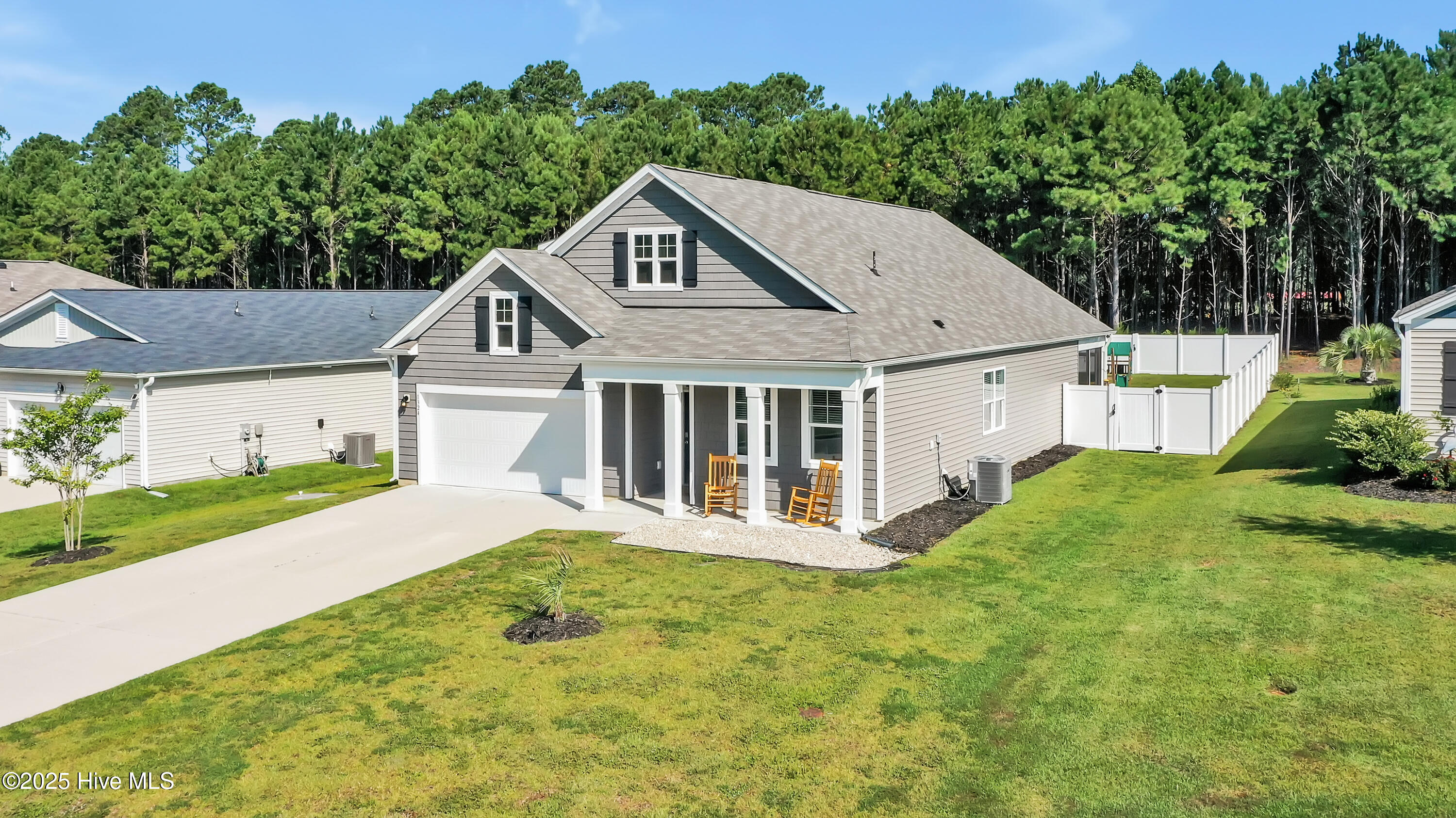 1324 N Fisher King Drive SE