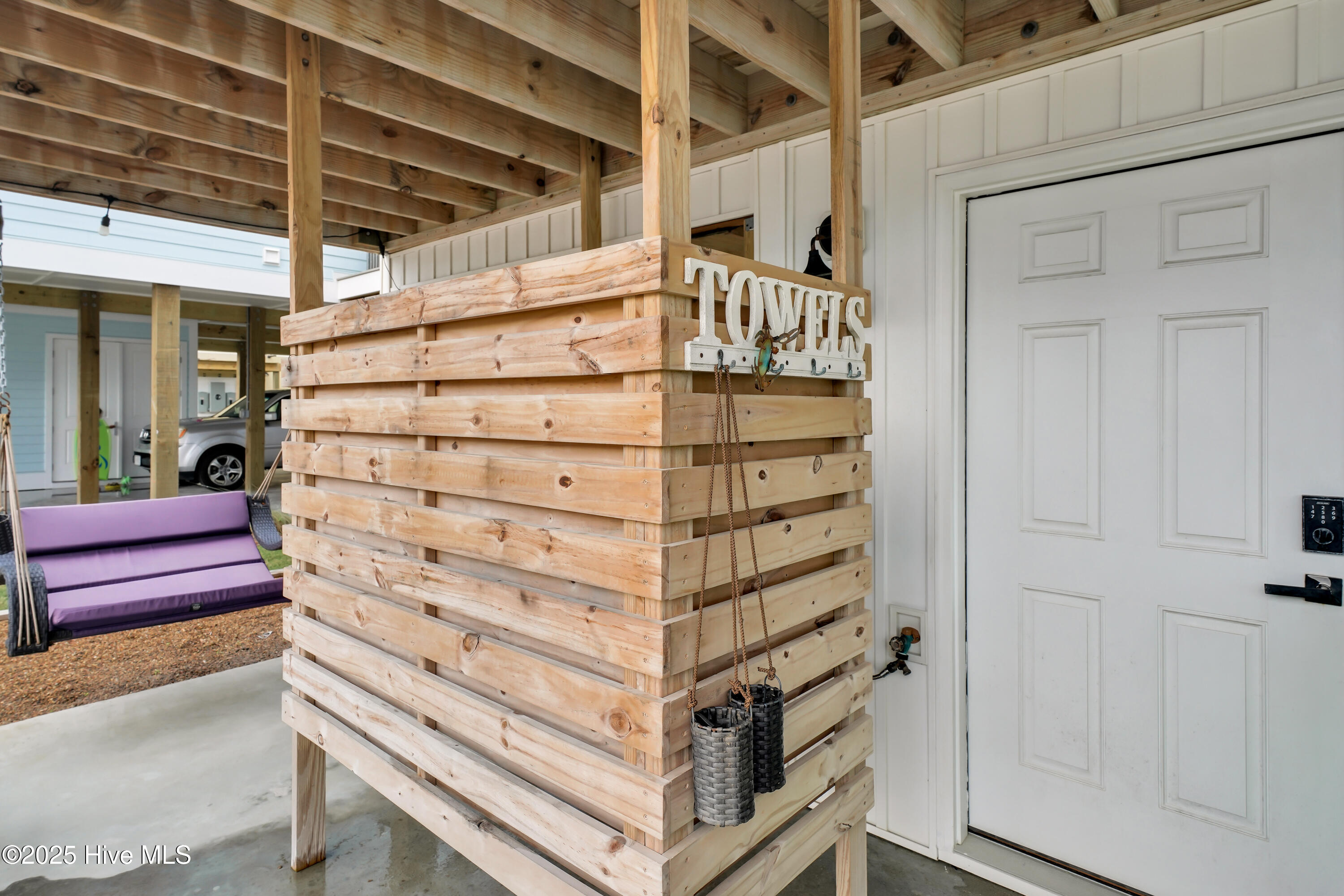 5205 E Pelican Drive