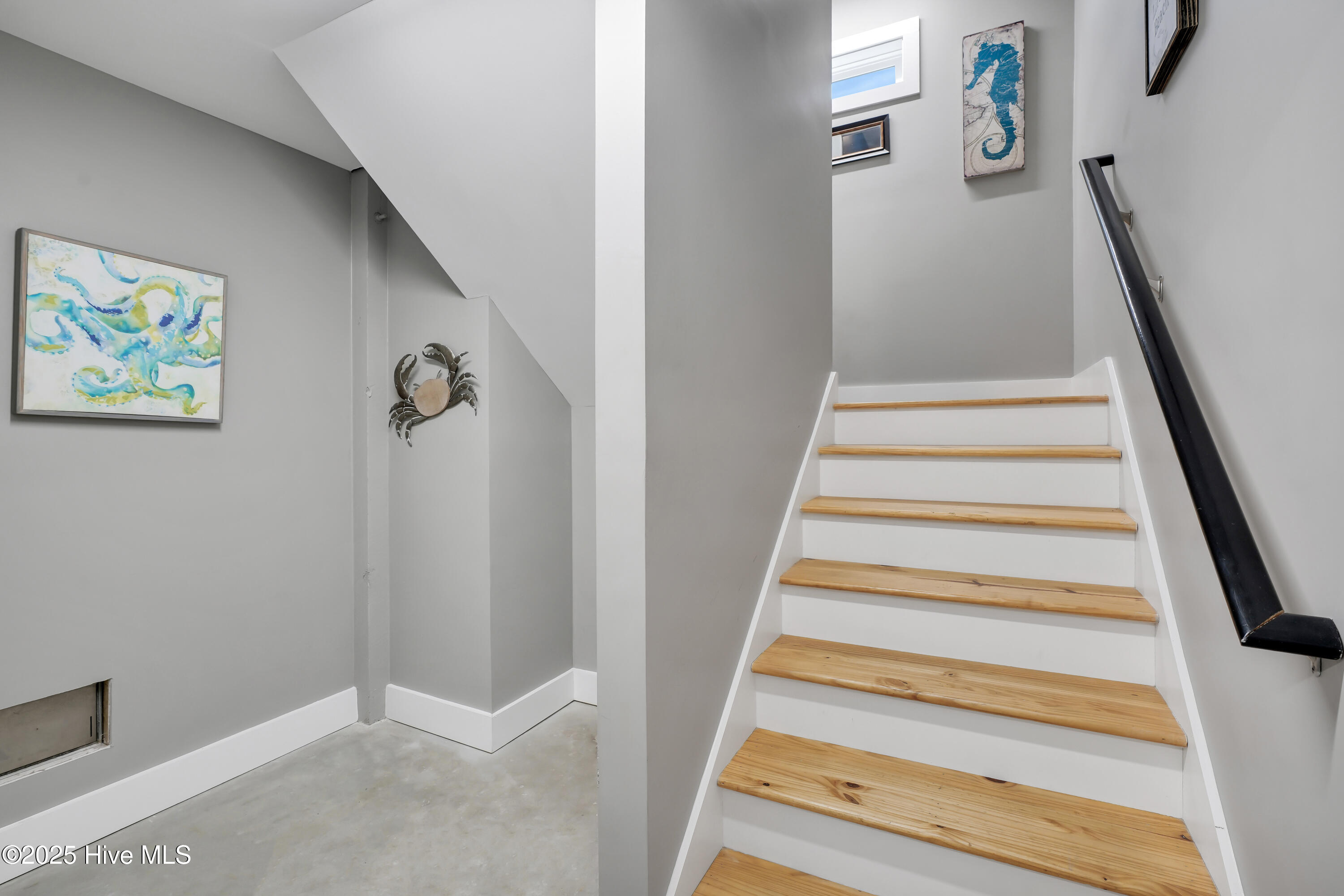 5205 E Pelican Drive