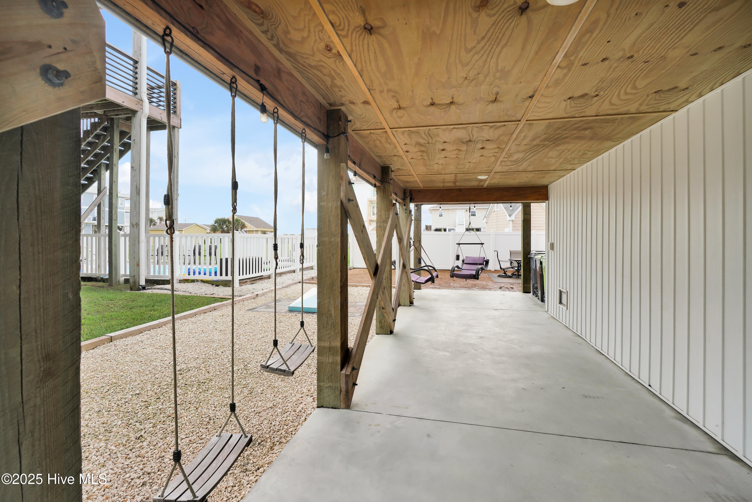 5205 E Pelican Drive
