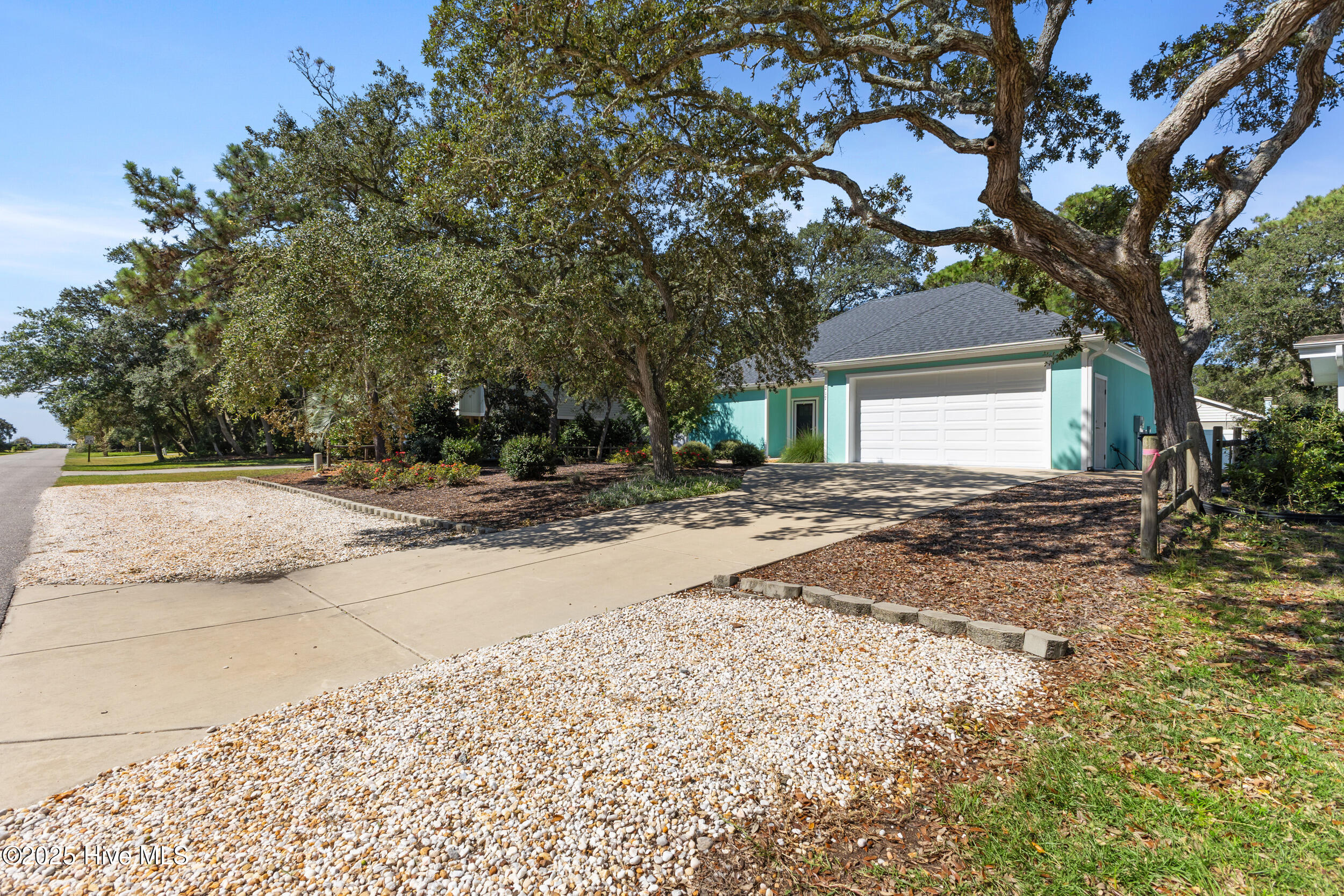 217 Sellers Street