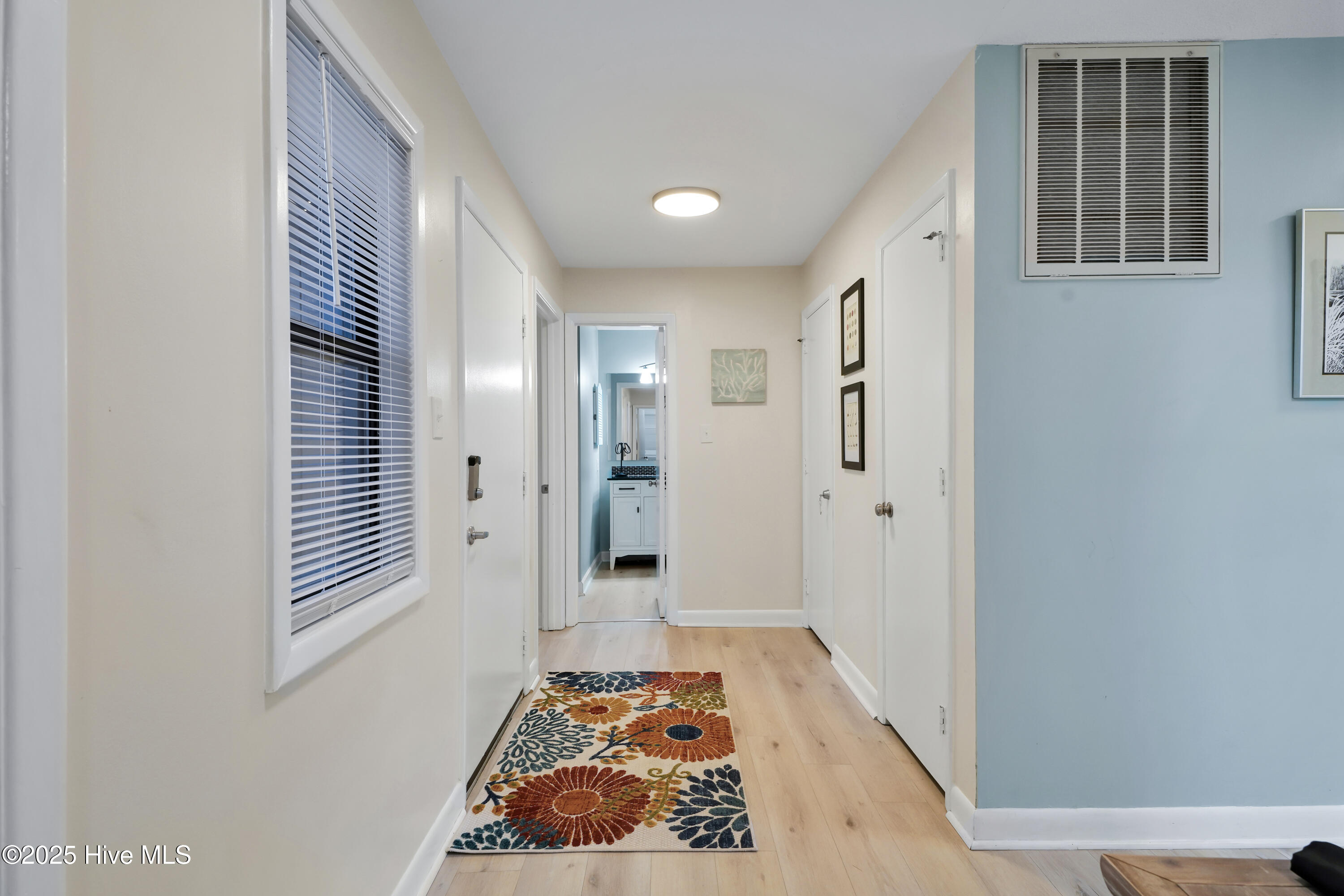 27 Bunker Court