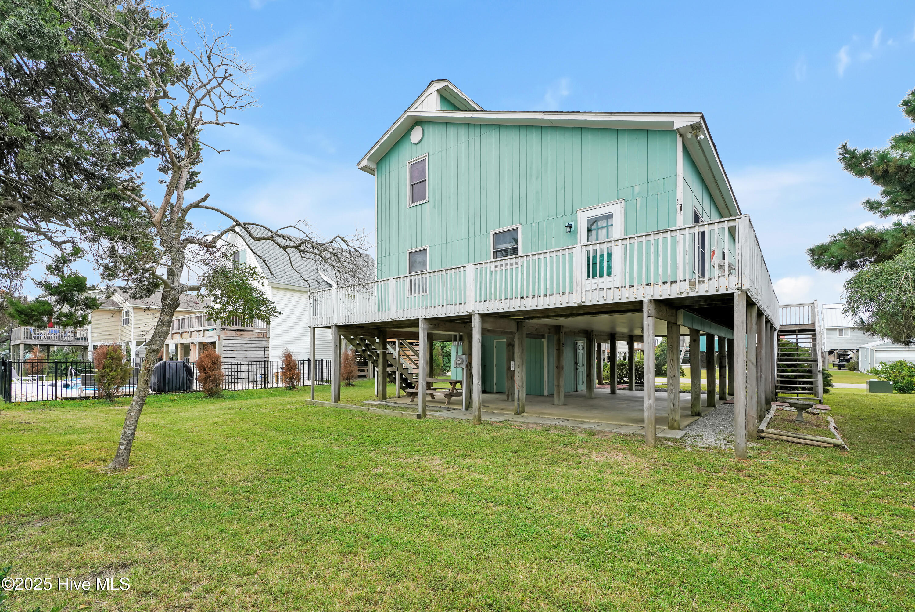 3518 E Pelican Drive