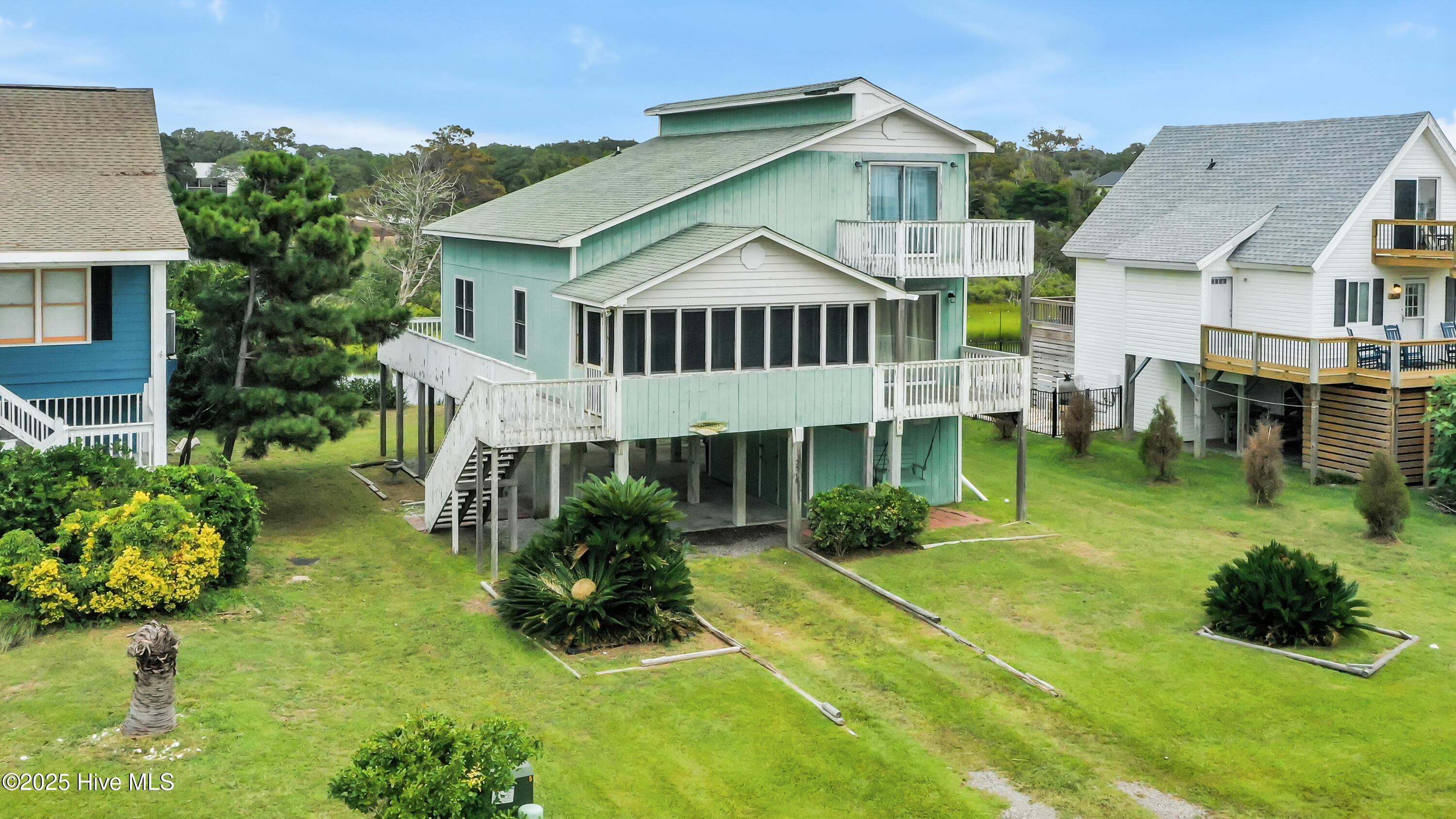 3518 E Pelican Drive