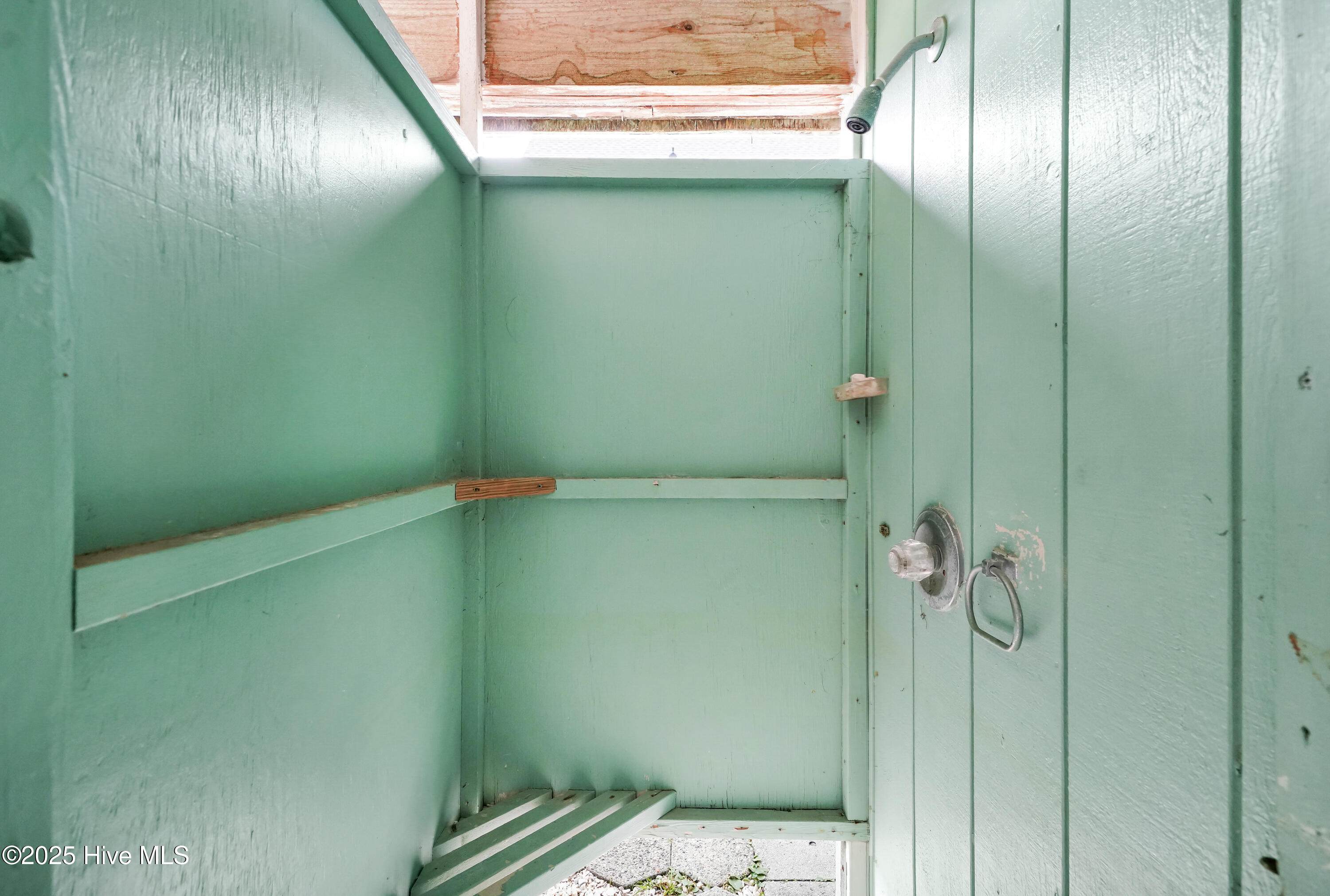 3518 E Pelican Drive