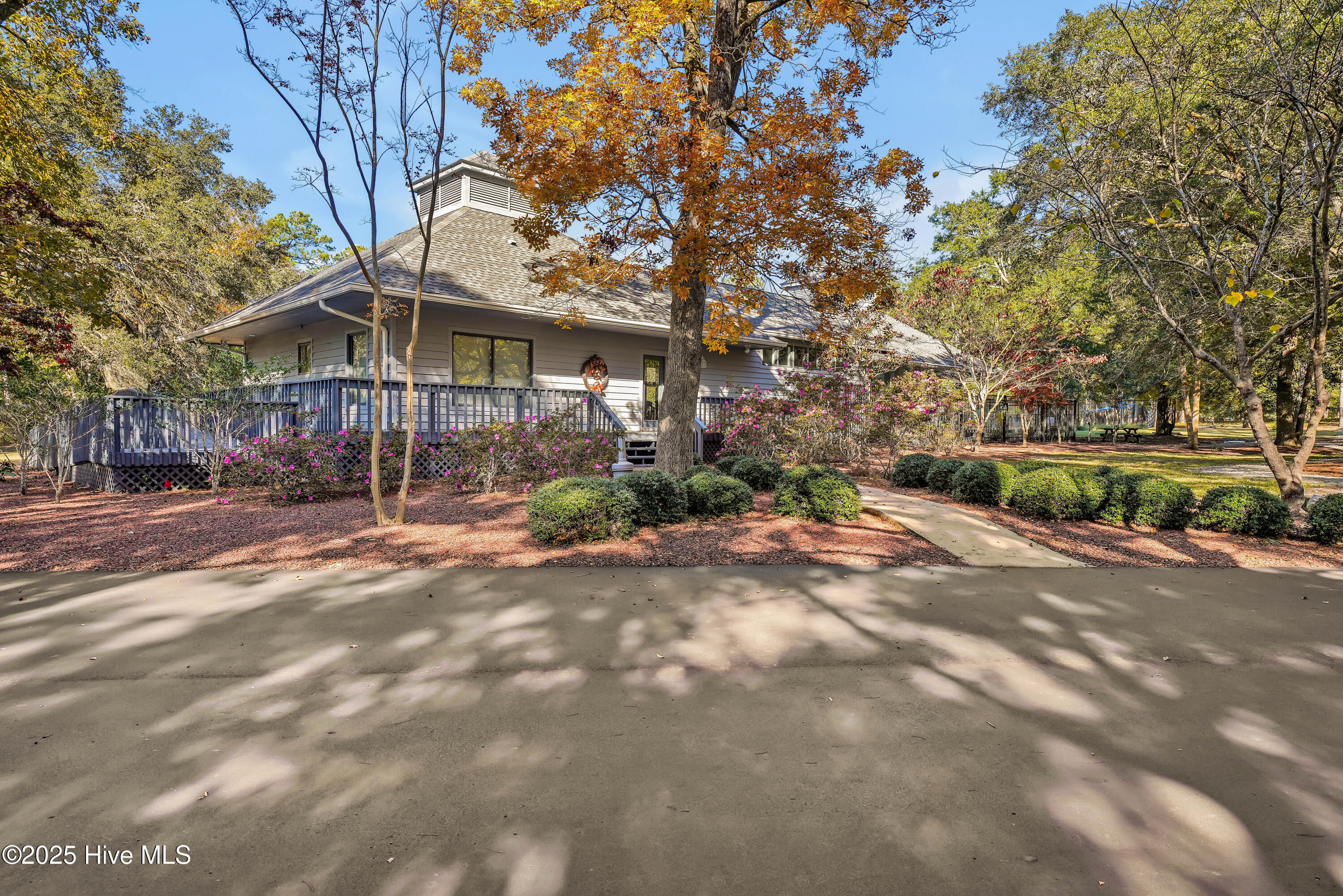 2967 Island Drive SE