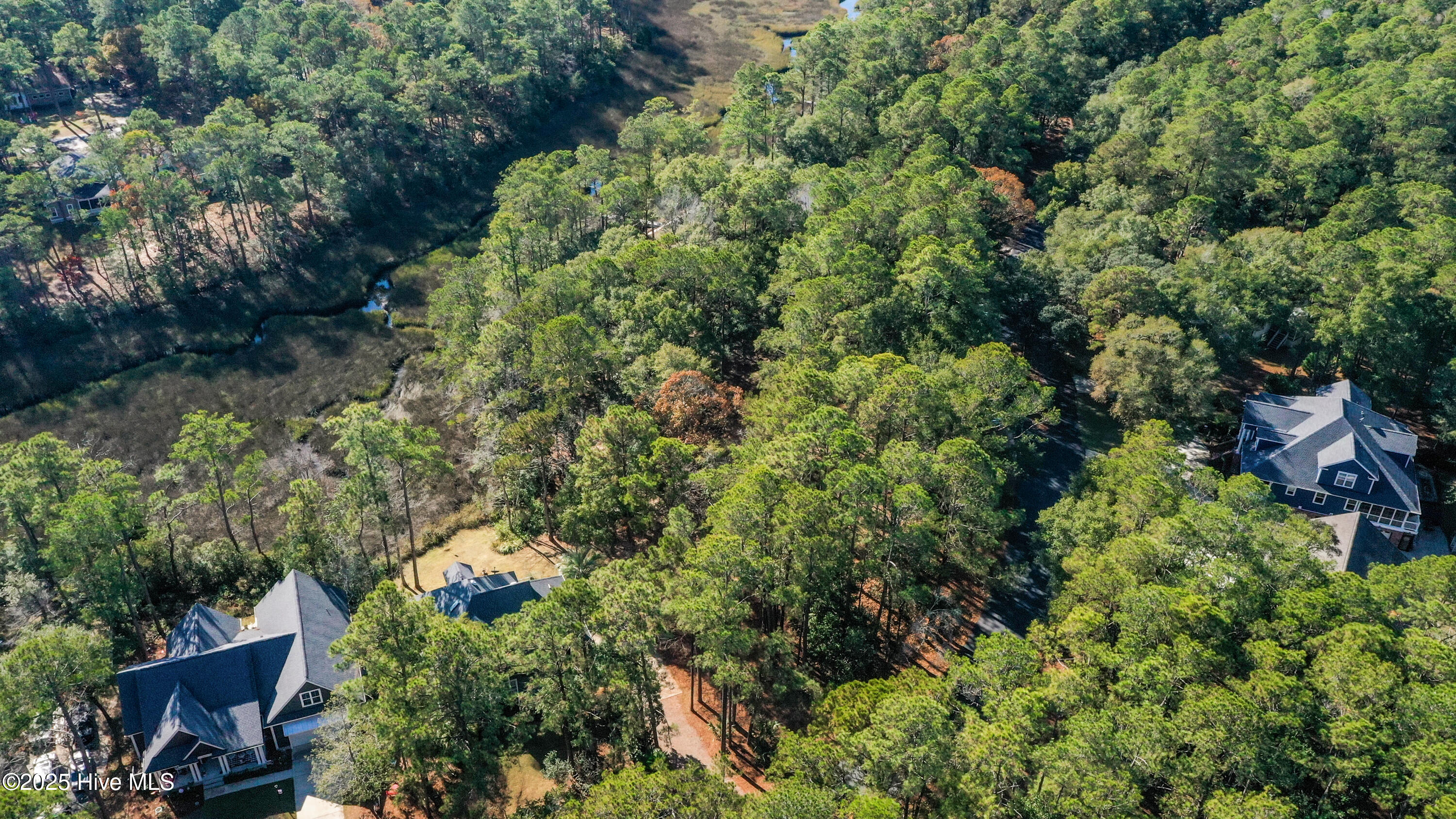 2967 Island Drive SE