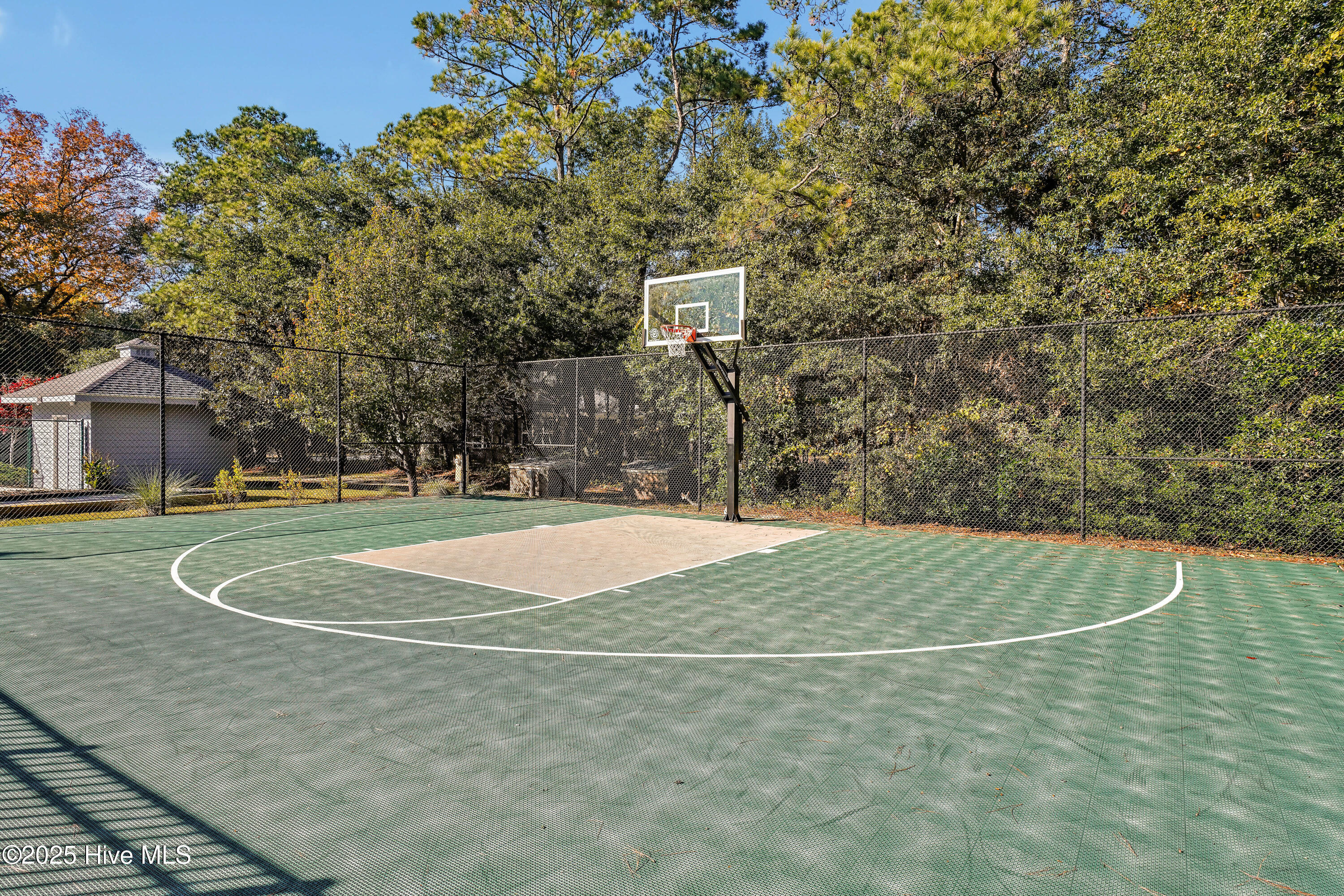 2967 Island Drive SE