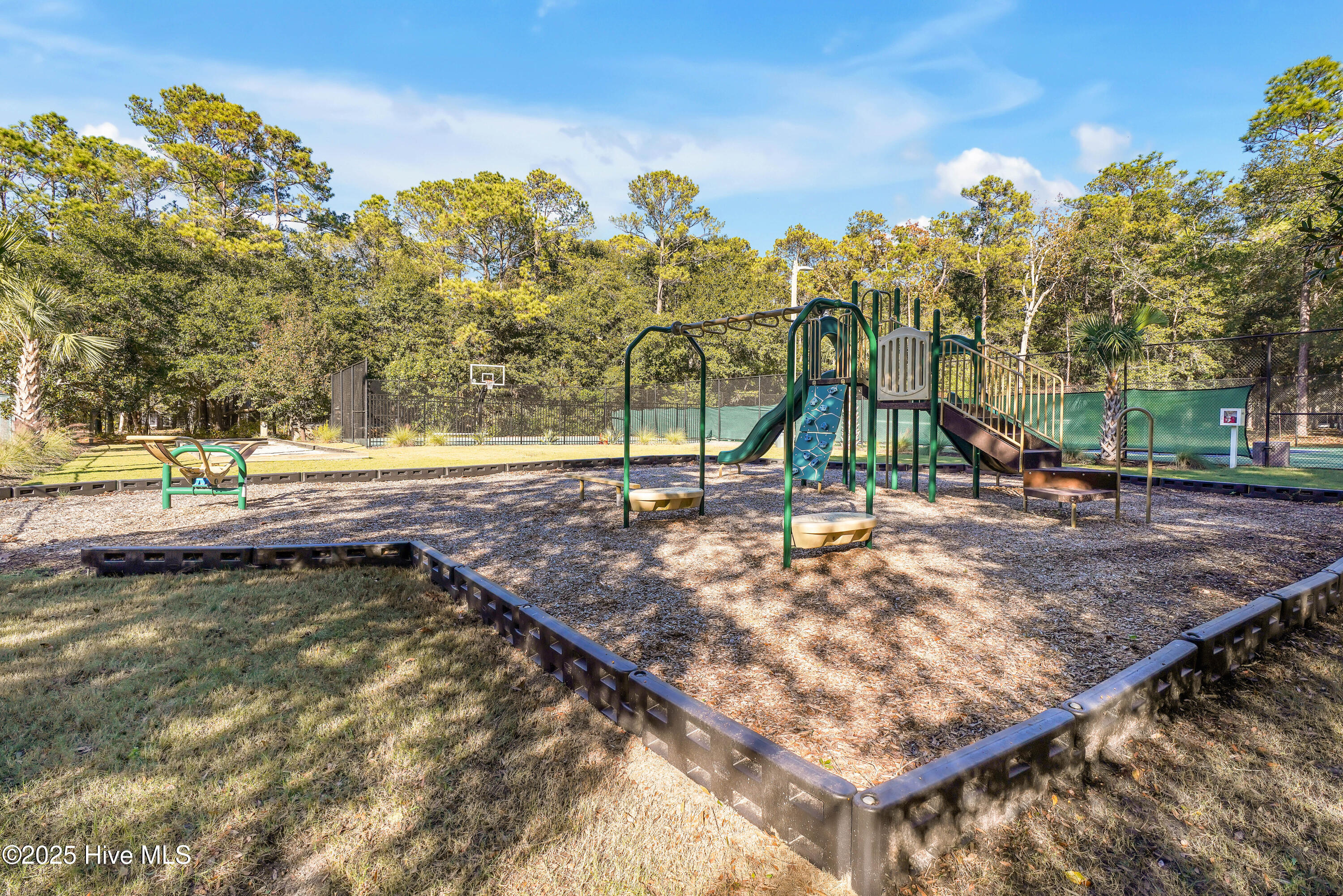 2967 Island Drive SE