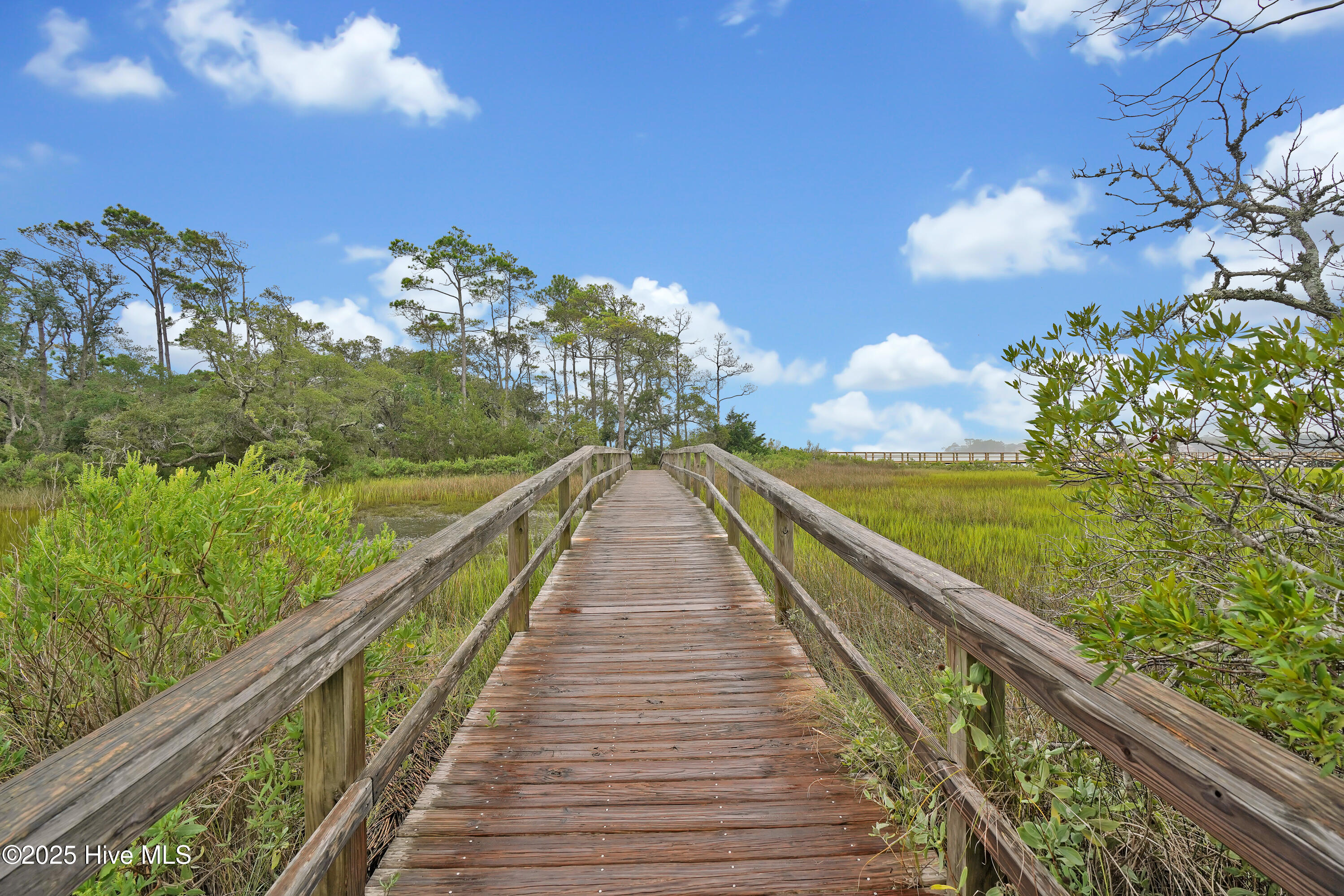 2967 Island Drive SE