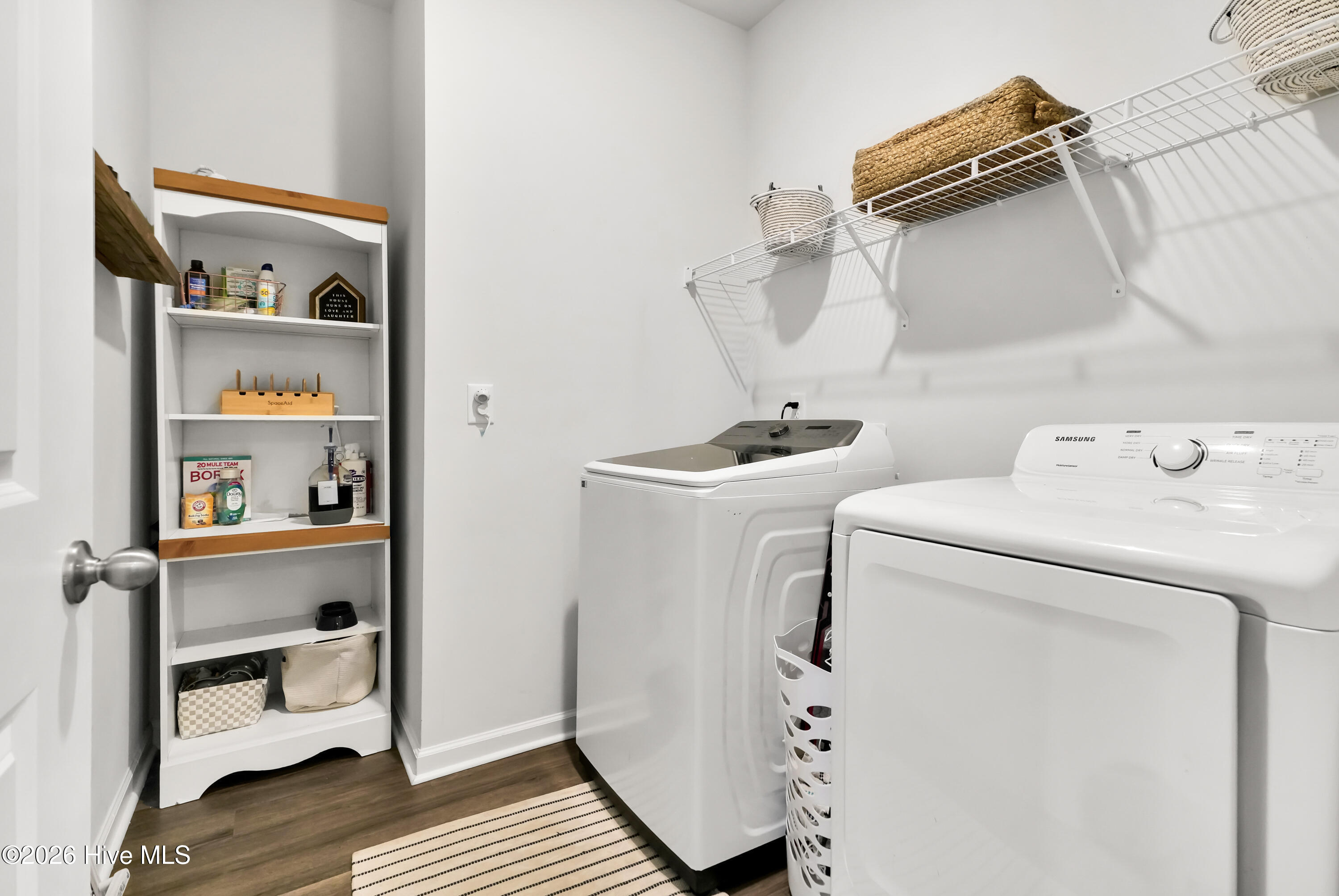 1528 Pleasant Hollow Court SE