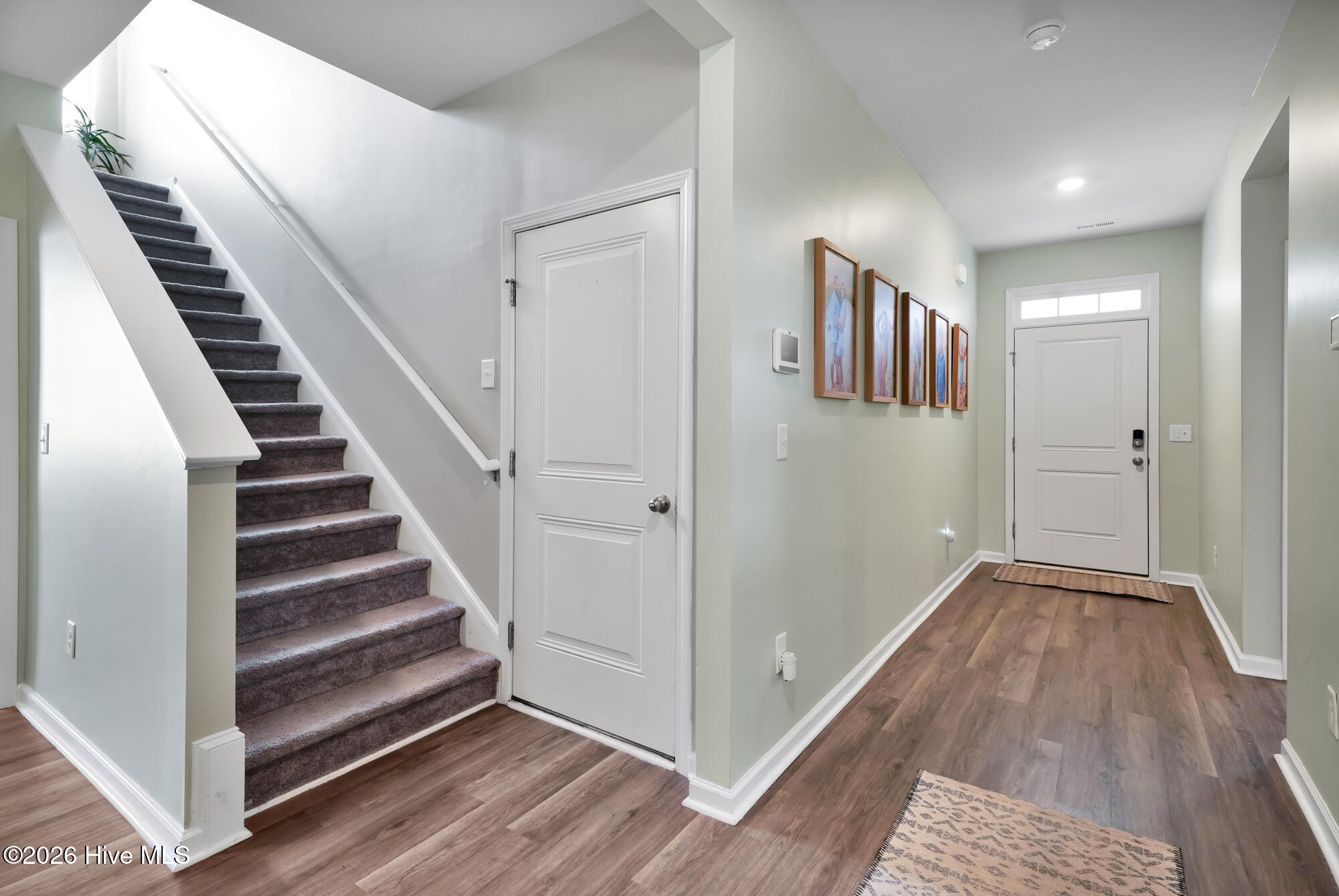 1528 Pleasant Hollow Court SE