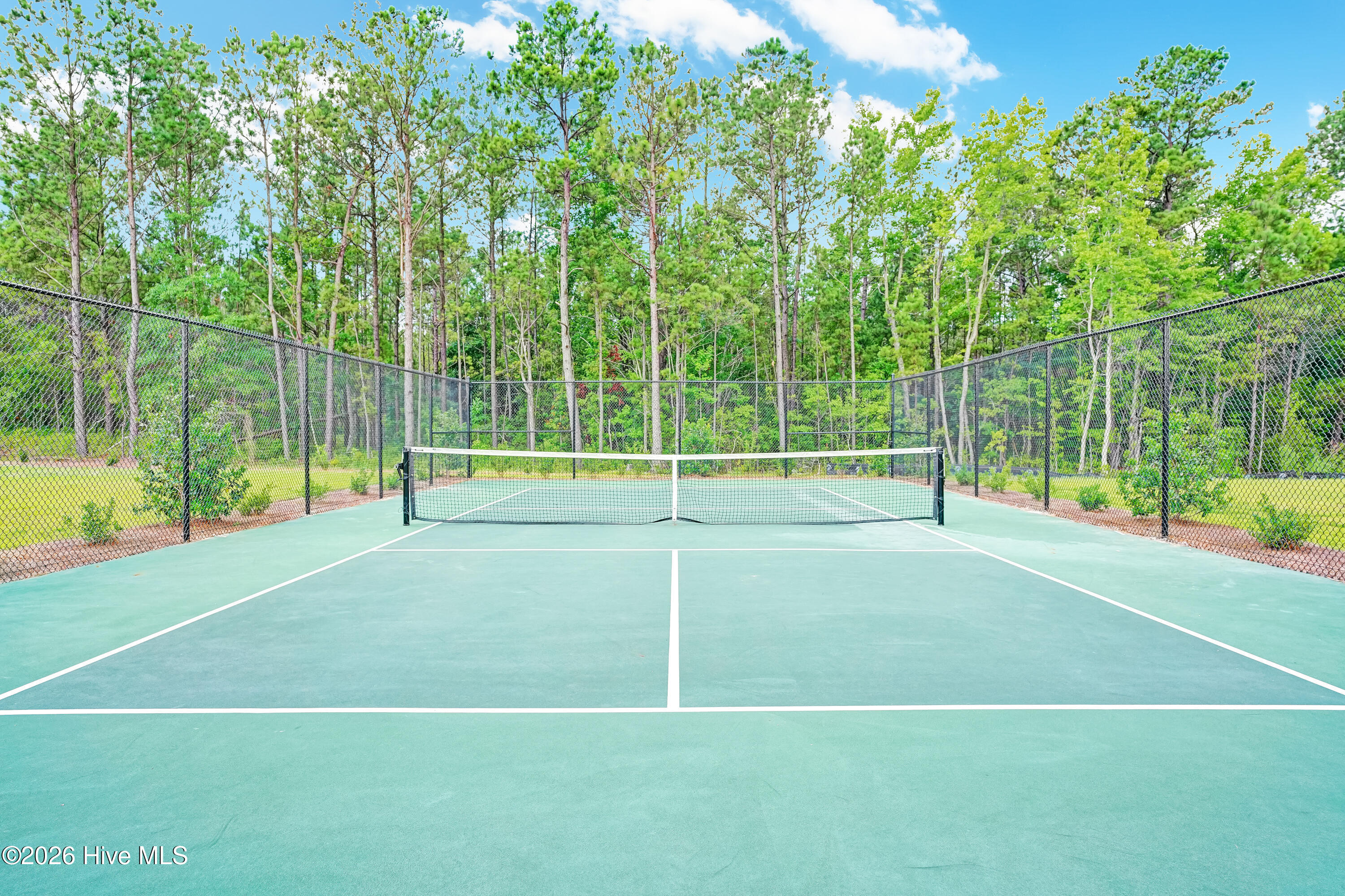 1528 Pleasant Hollow Court SE