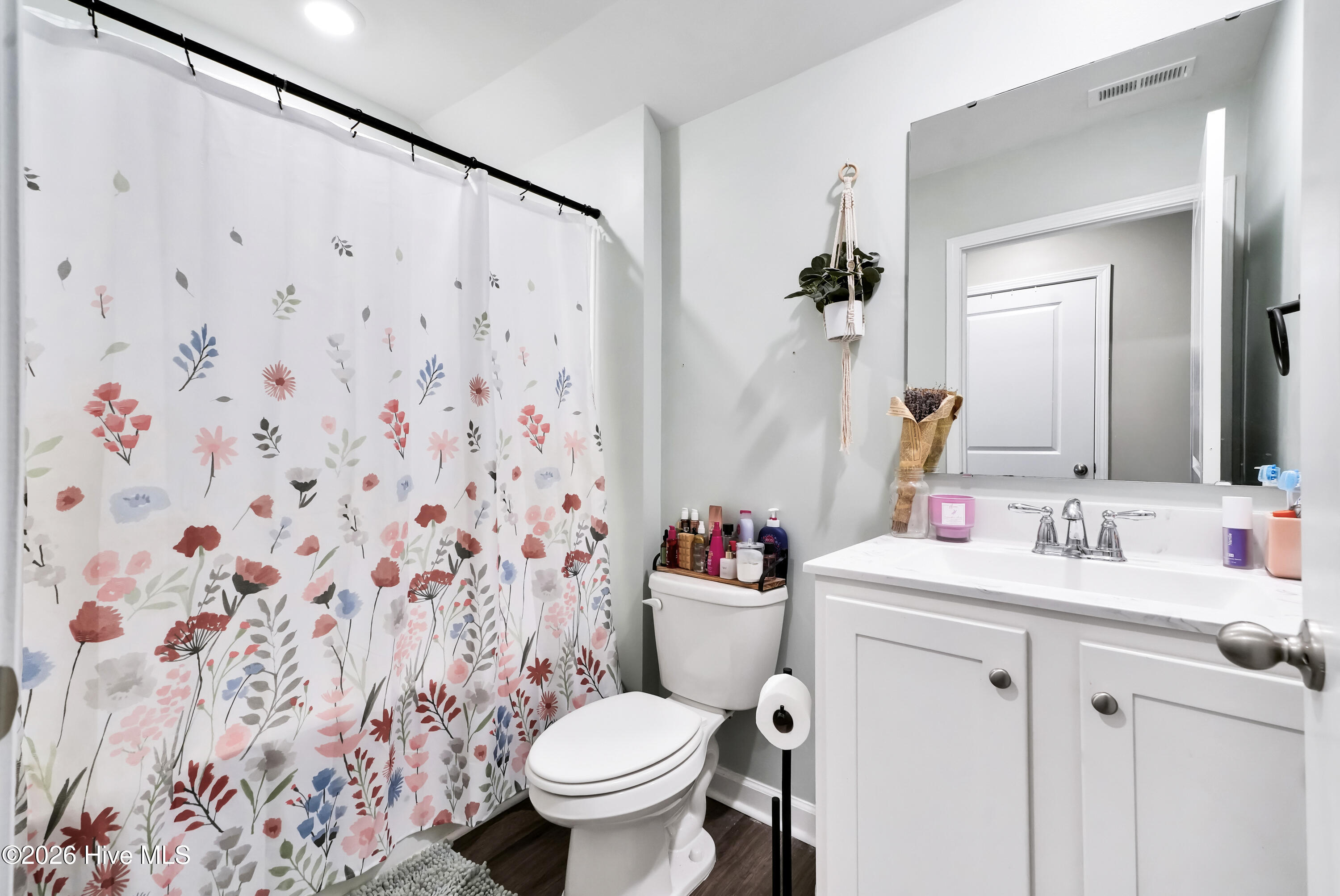 1528 Pleasant Hollow Court SE