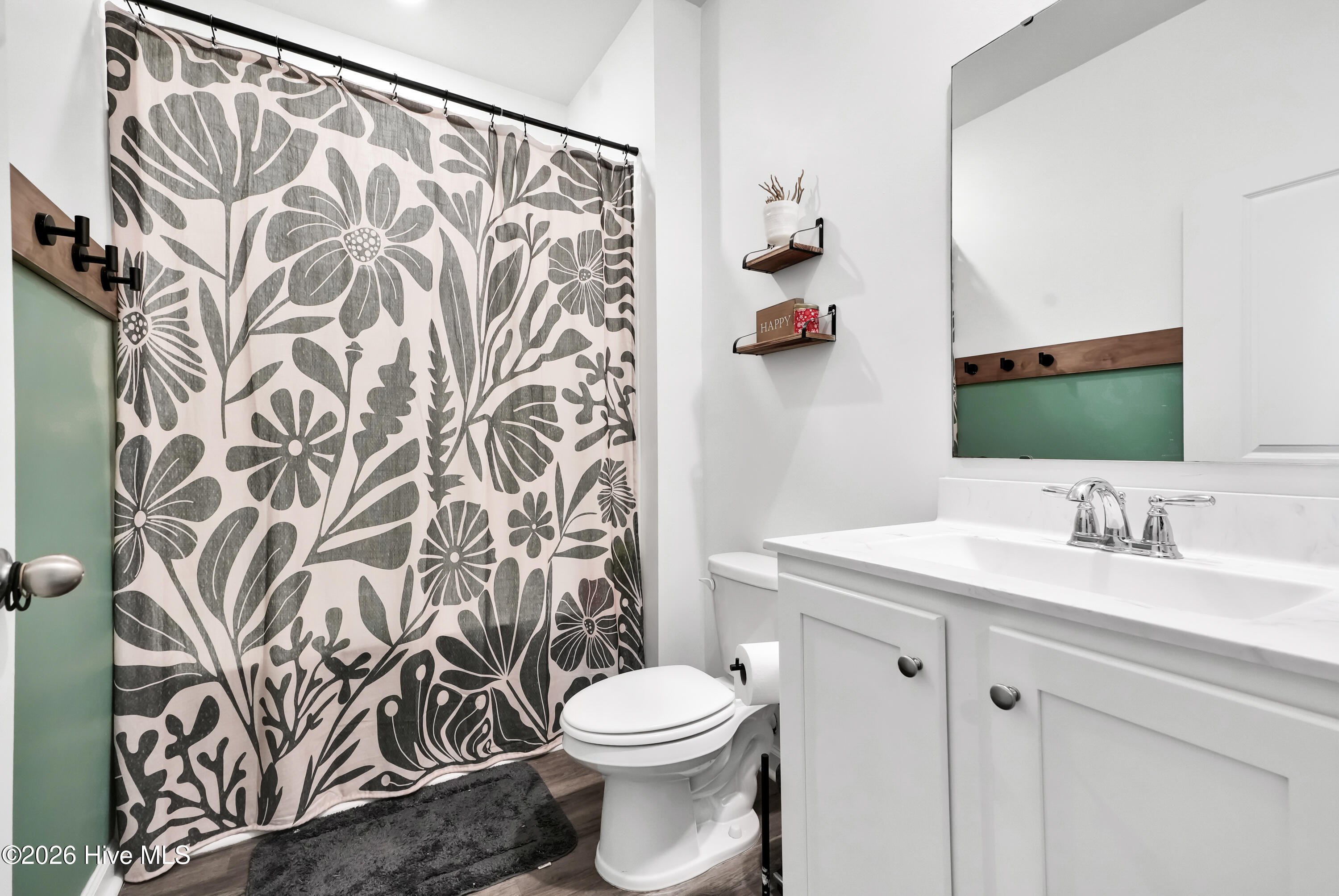 1528 Pleasant Hollow Court SE