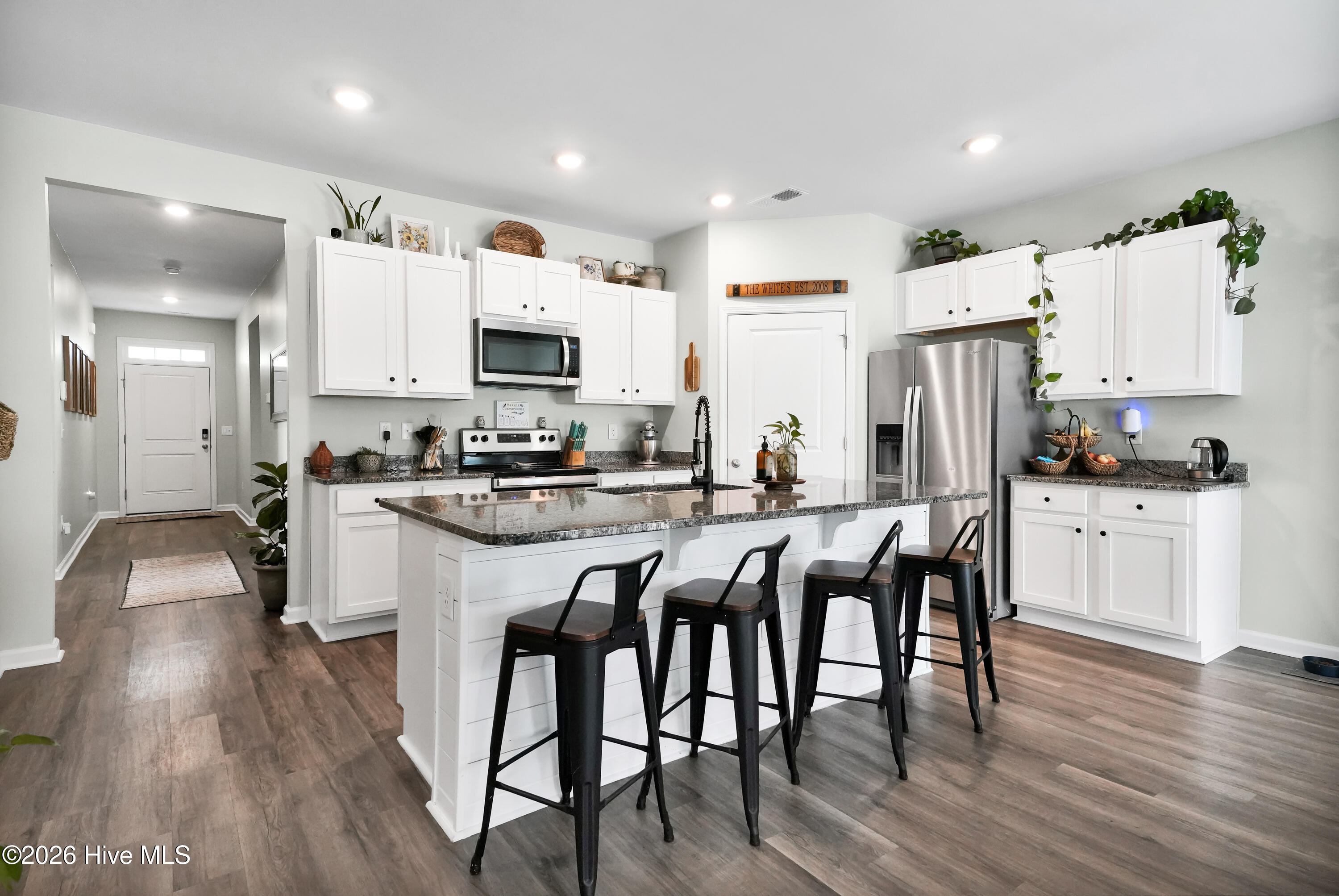 1528 Pleasant Hollow Court SE