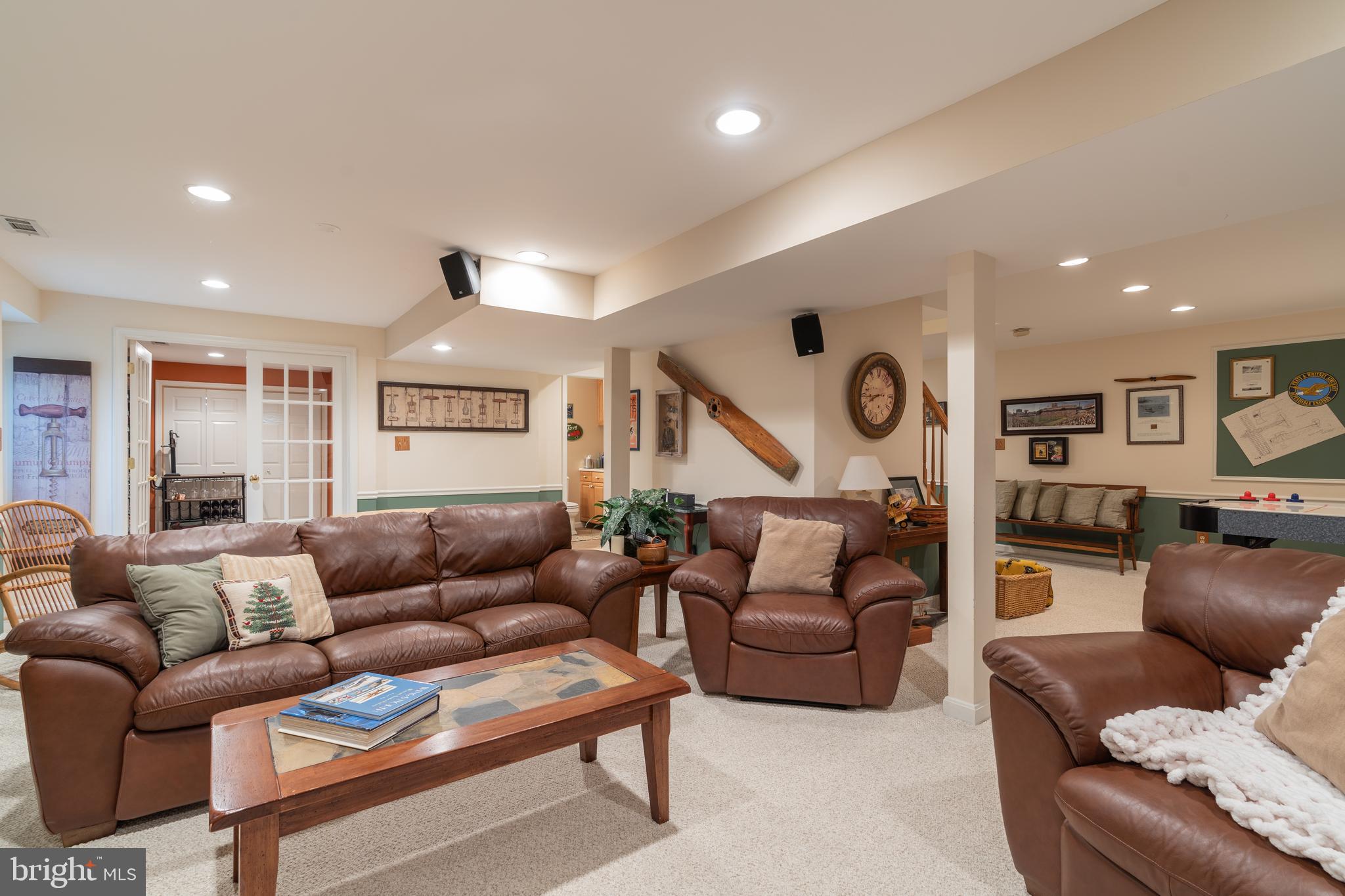 8005 Oak Bridge Ln