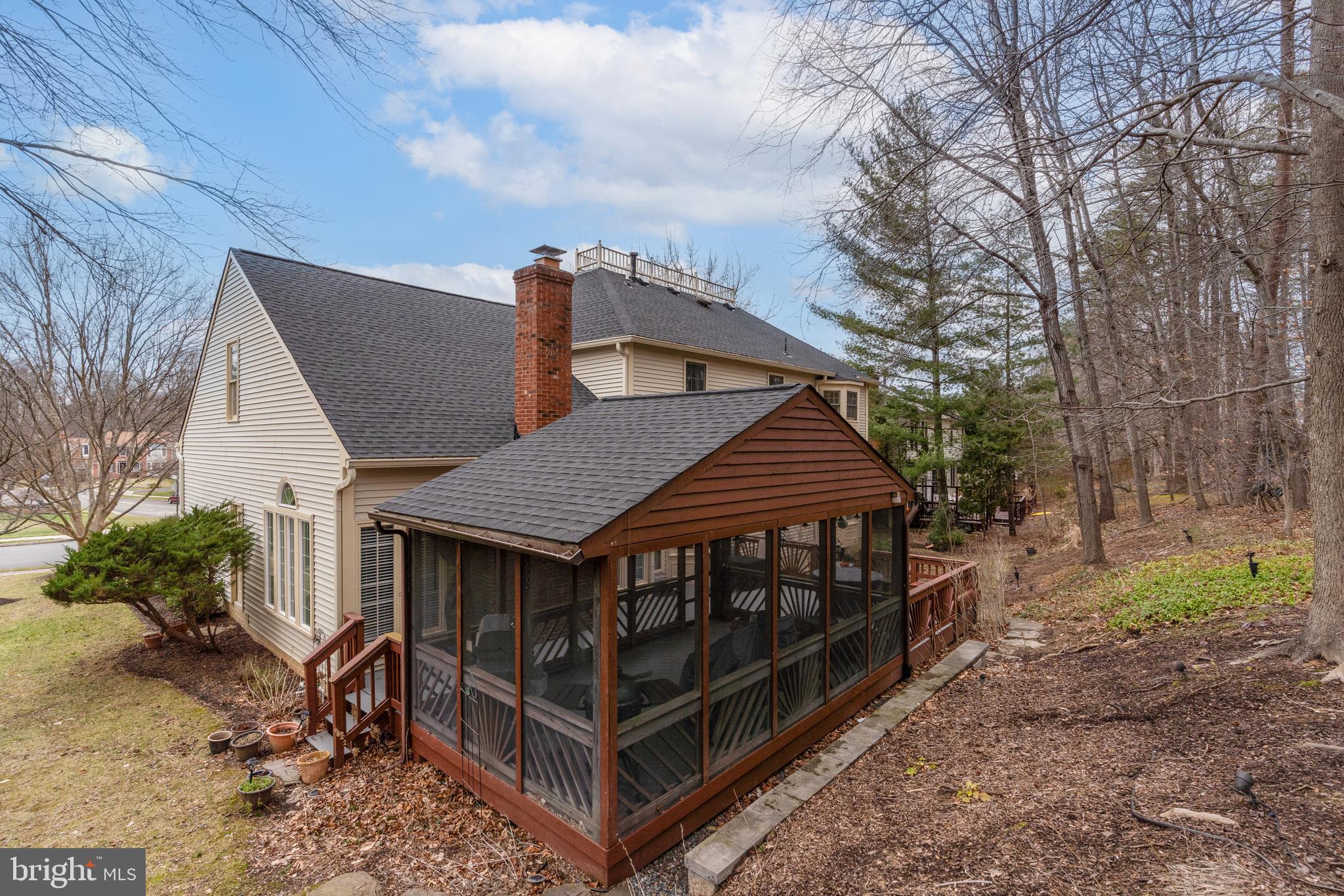 8005 Oak Bridge Ln