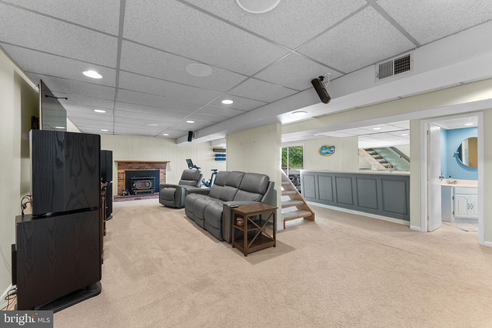 8313 Accotink Rd